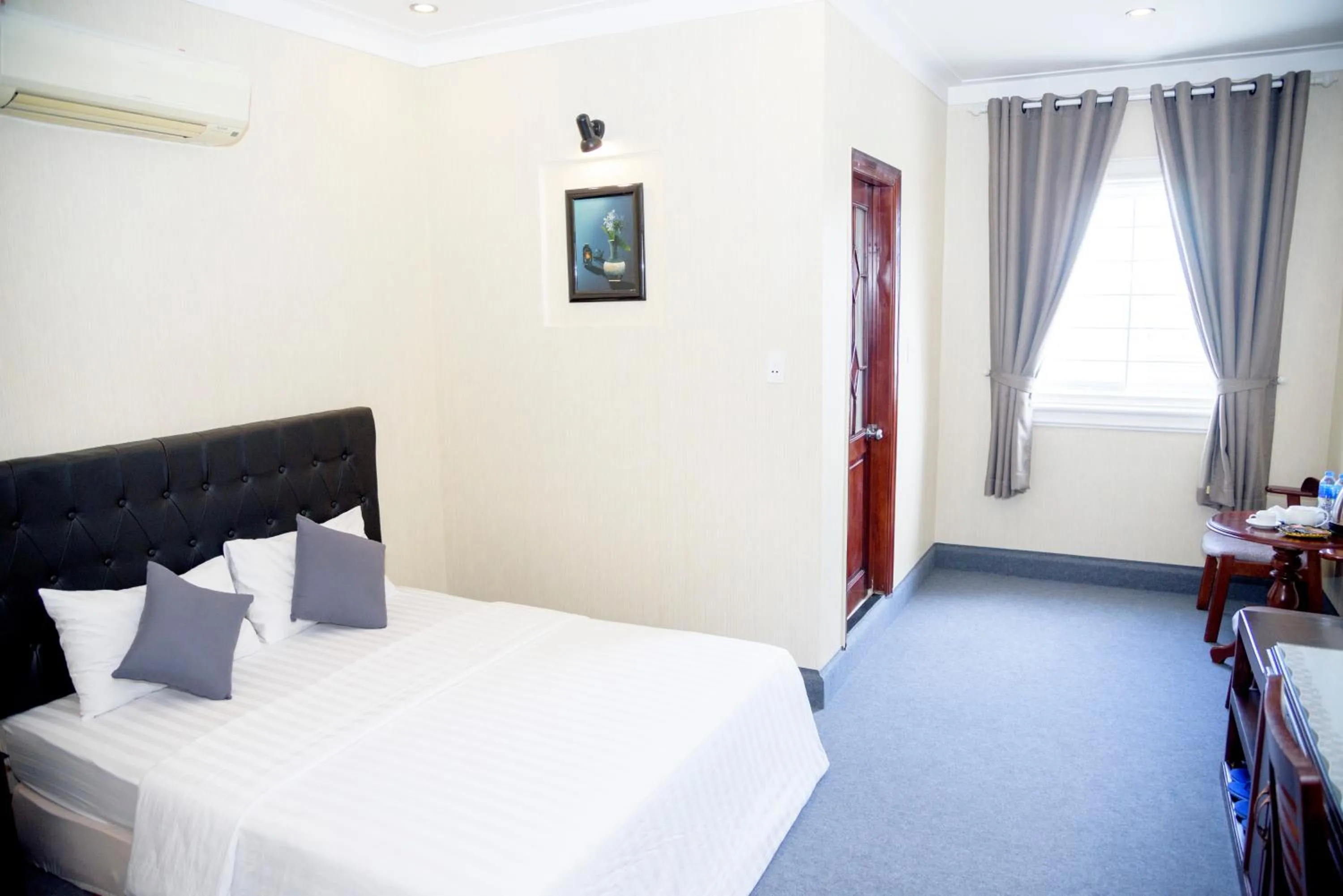 Bed in Ha Trinh Hotel