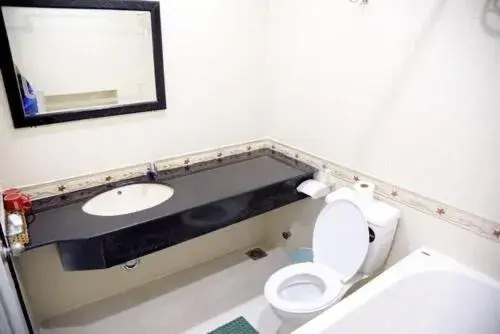 Deluxe Twin Room in Ha Trinh Hotel Deluxe Twin Room in Ha Trinh Hotel