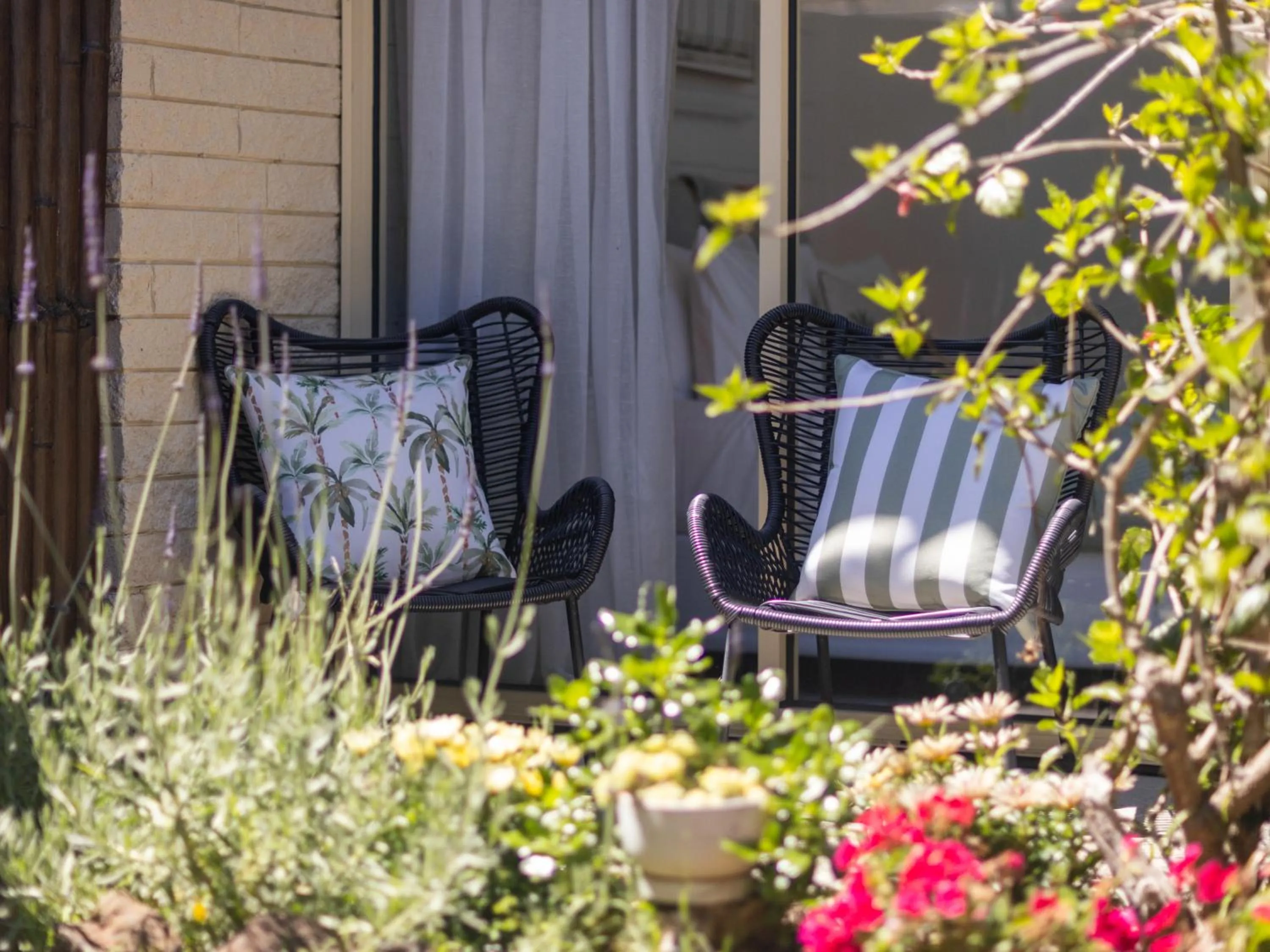 Peninsula Beach Motel