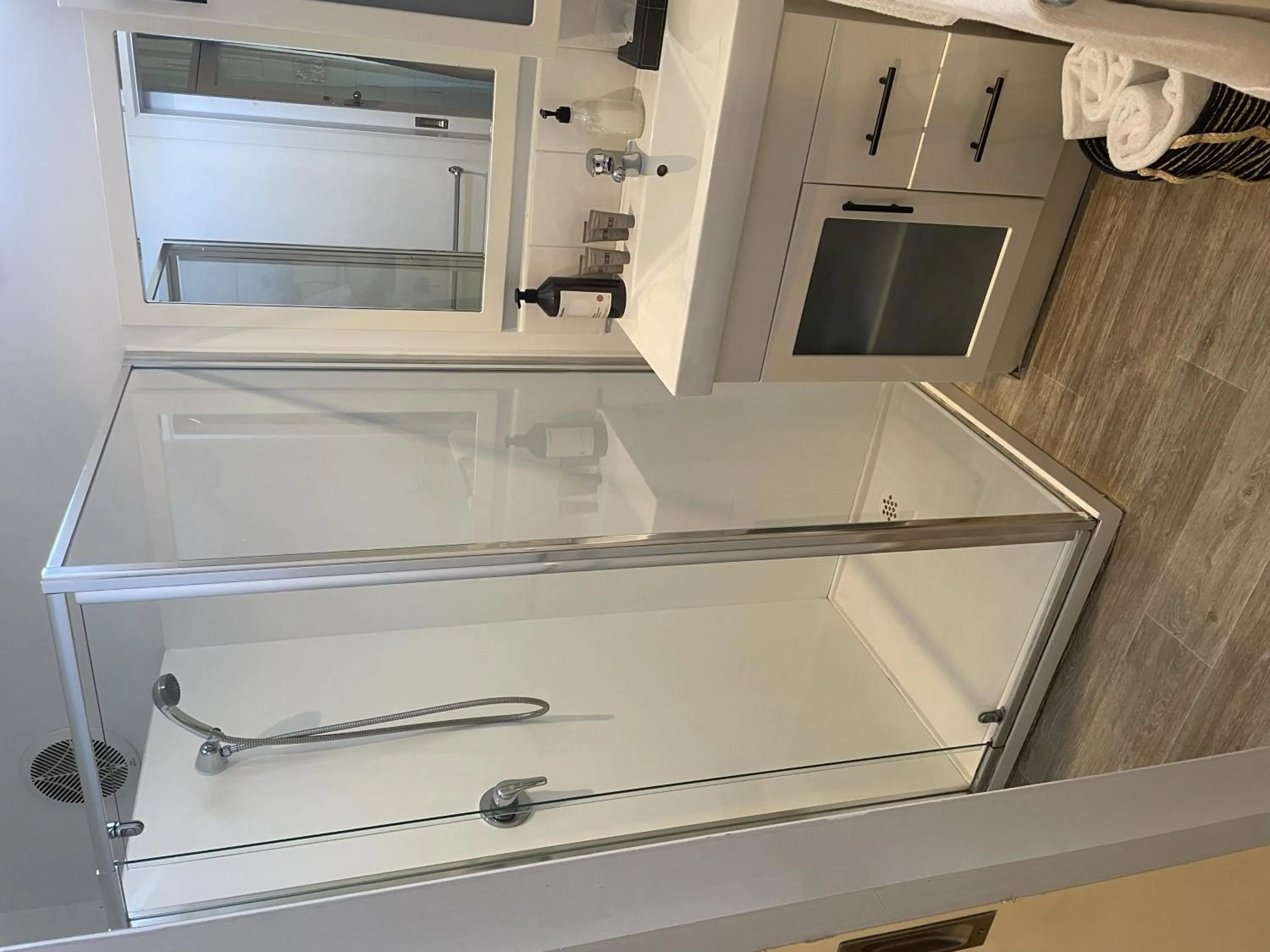 Peninsula Beach Motel