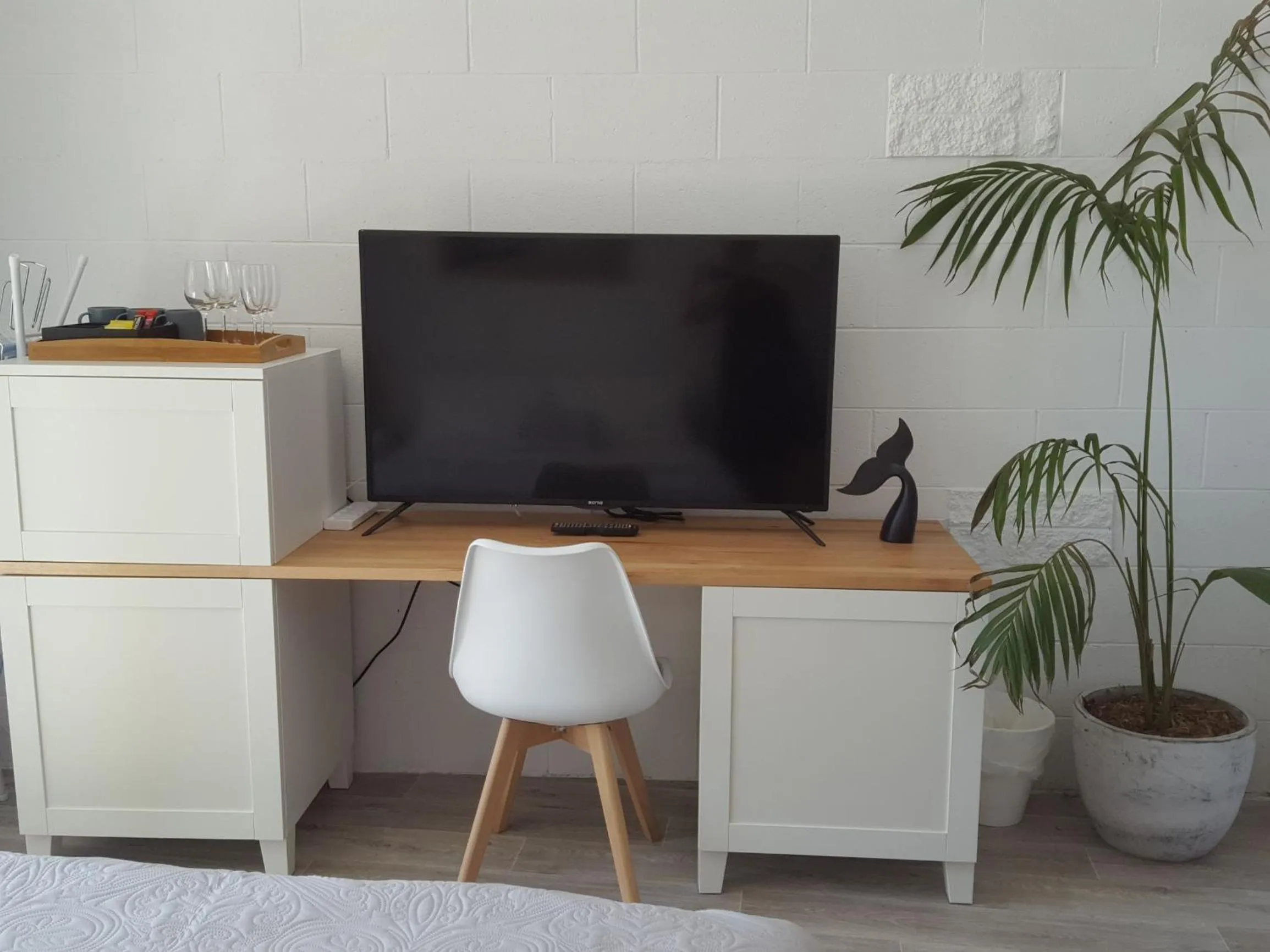 Peninsula Beach Motel