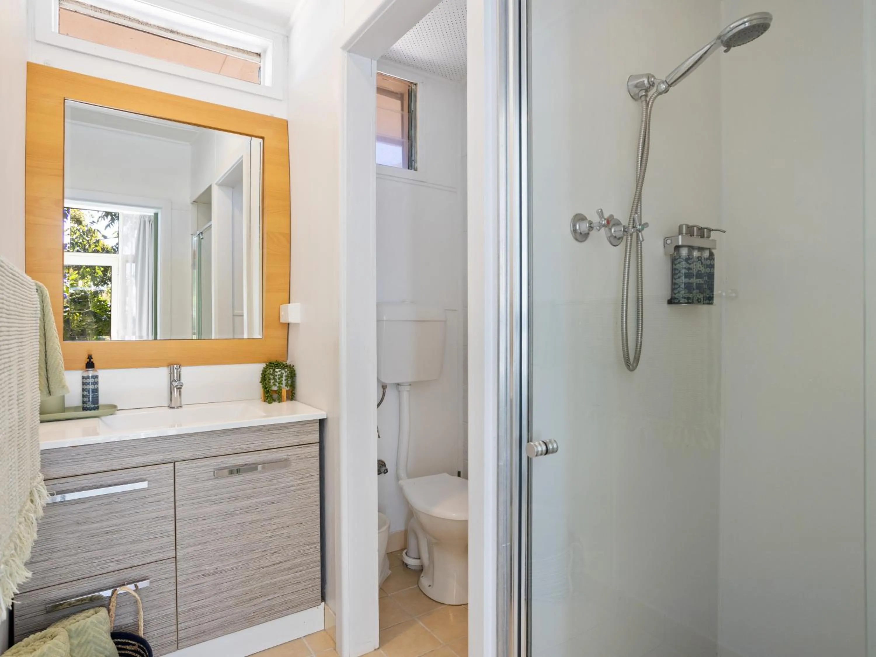 Peninsula Beach Motel