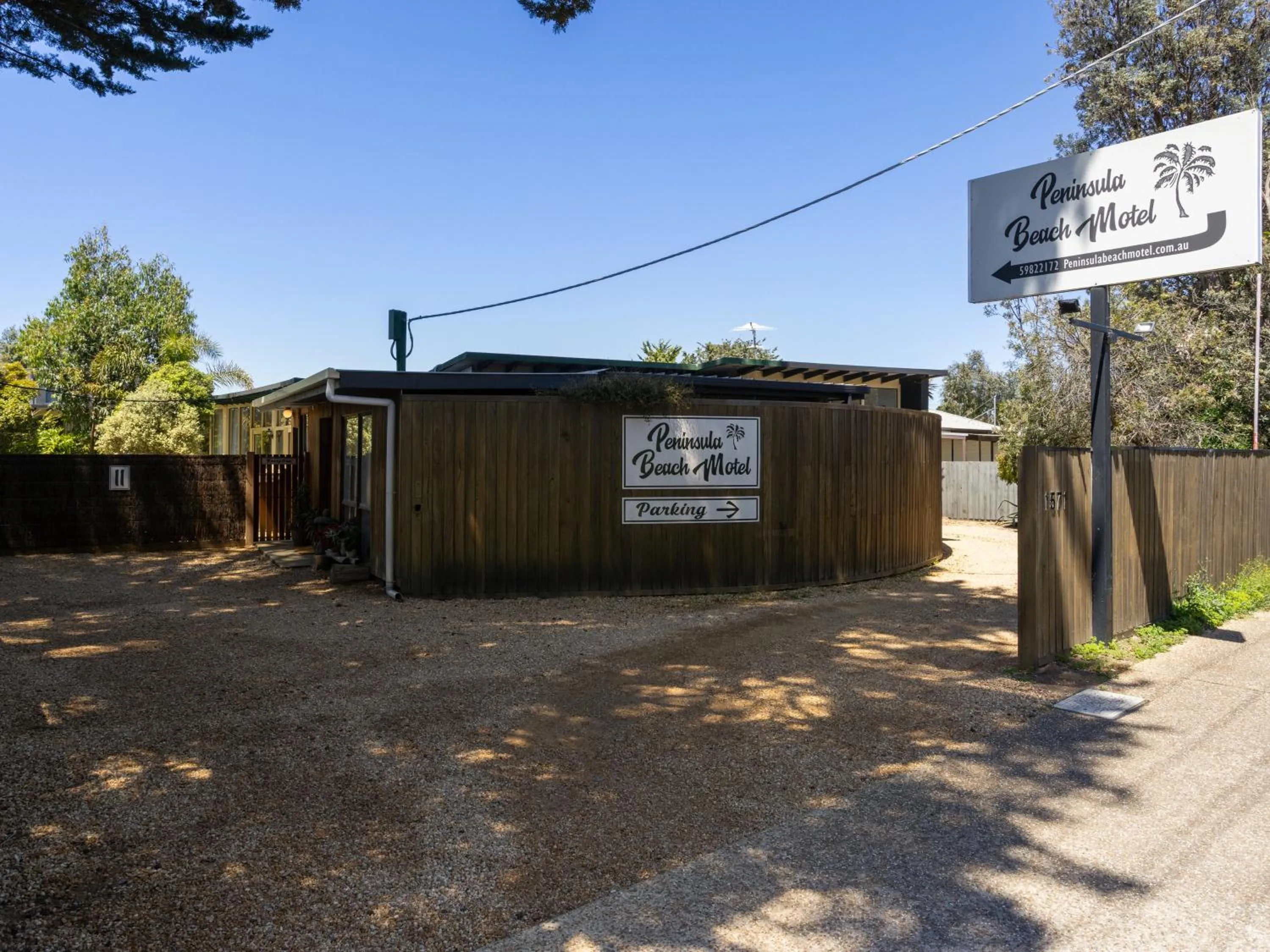 Peninsula Beach Motel