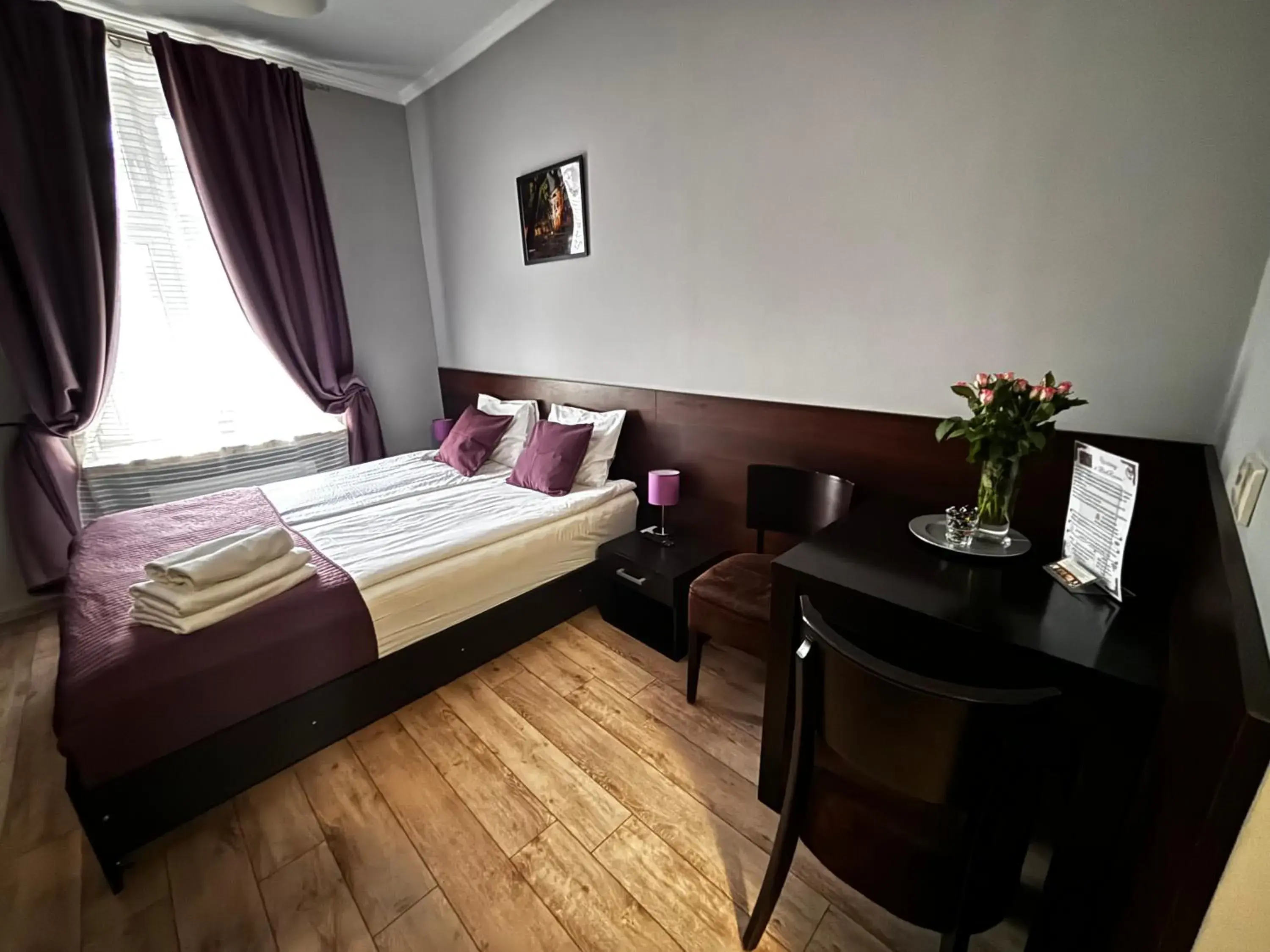 Double Room in BedRooms Piotrkowska 64 Double Room in BedRooms Piotrkowska 64