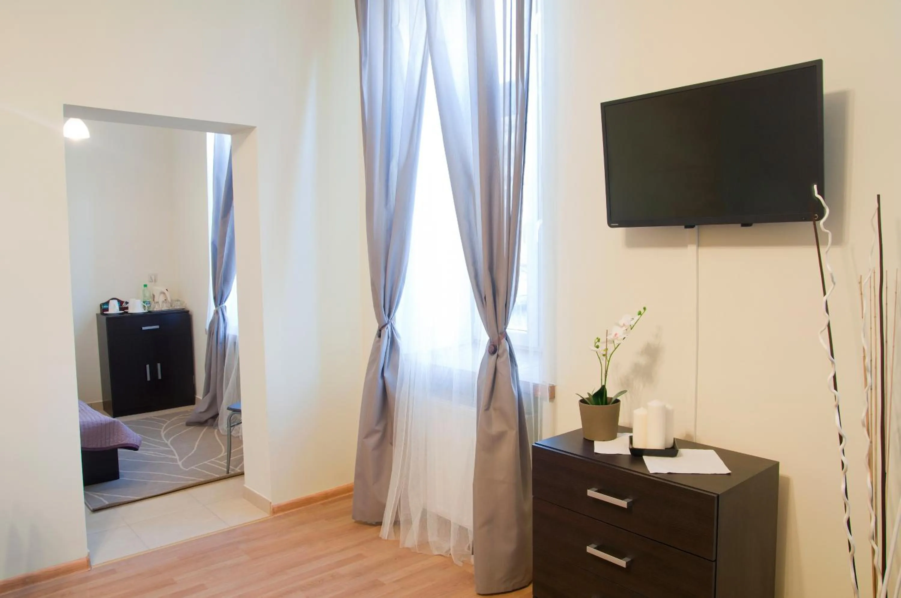 TV and multimedia in BedRooms Piotrkowska 64