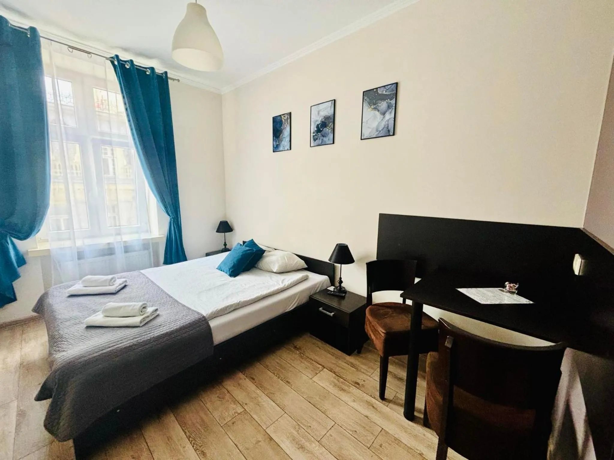 Bed in BedRooms Piotrkowska 64