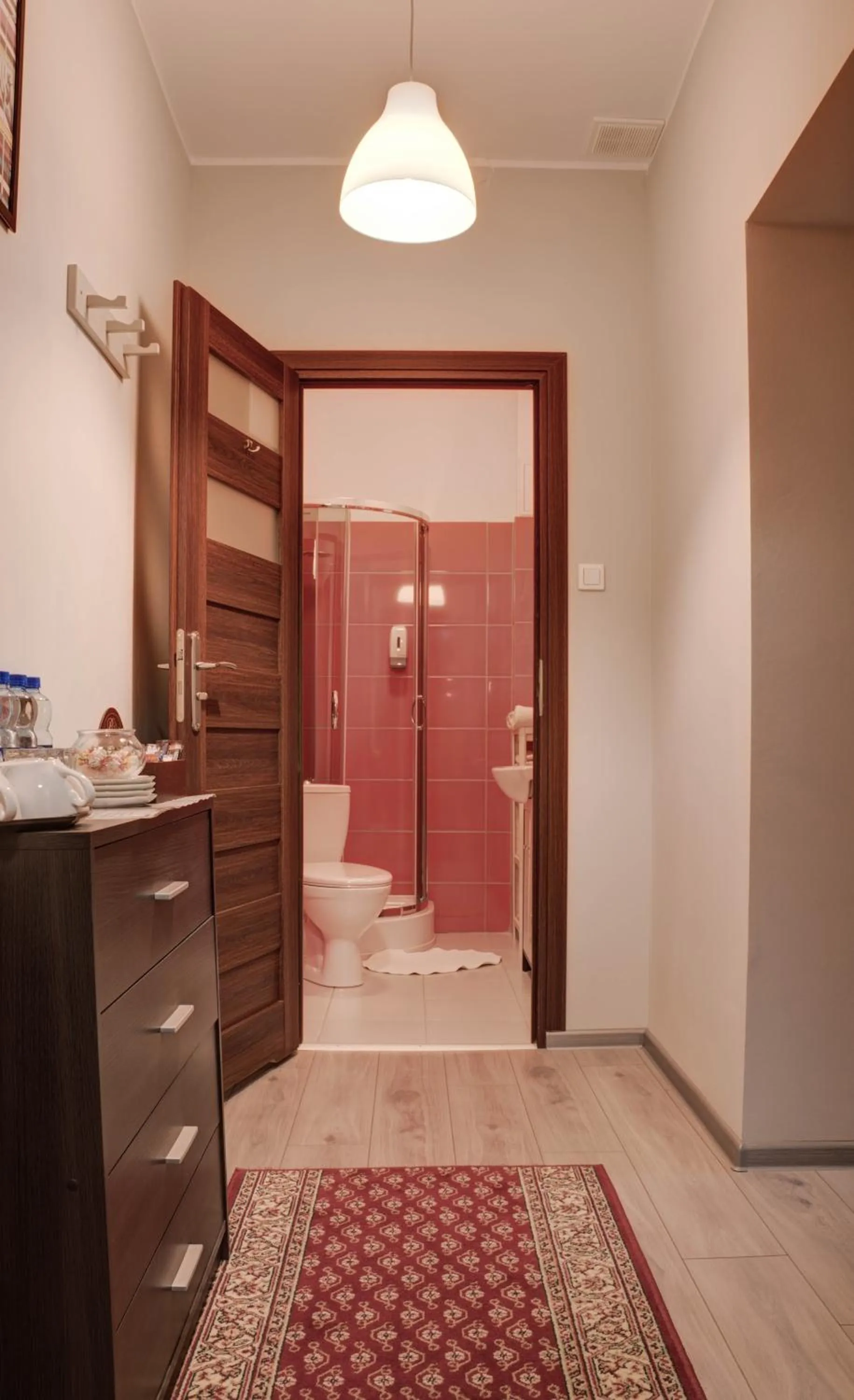 Communal lounge/ TV room in BedRooms Piotrkowska 64