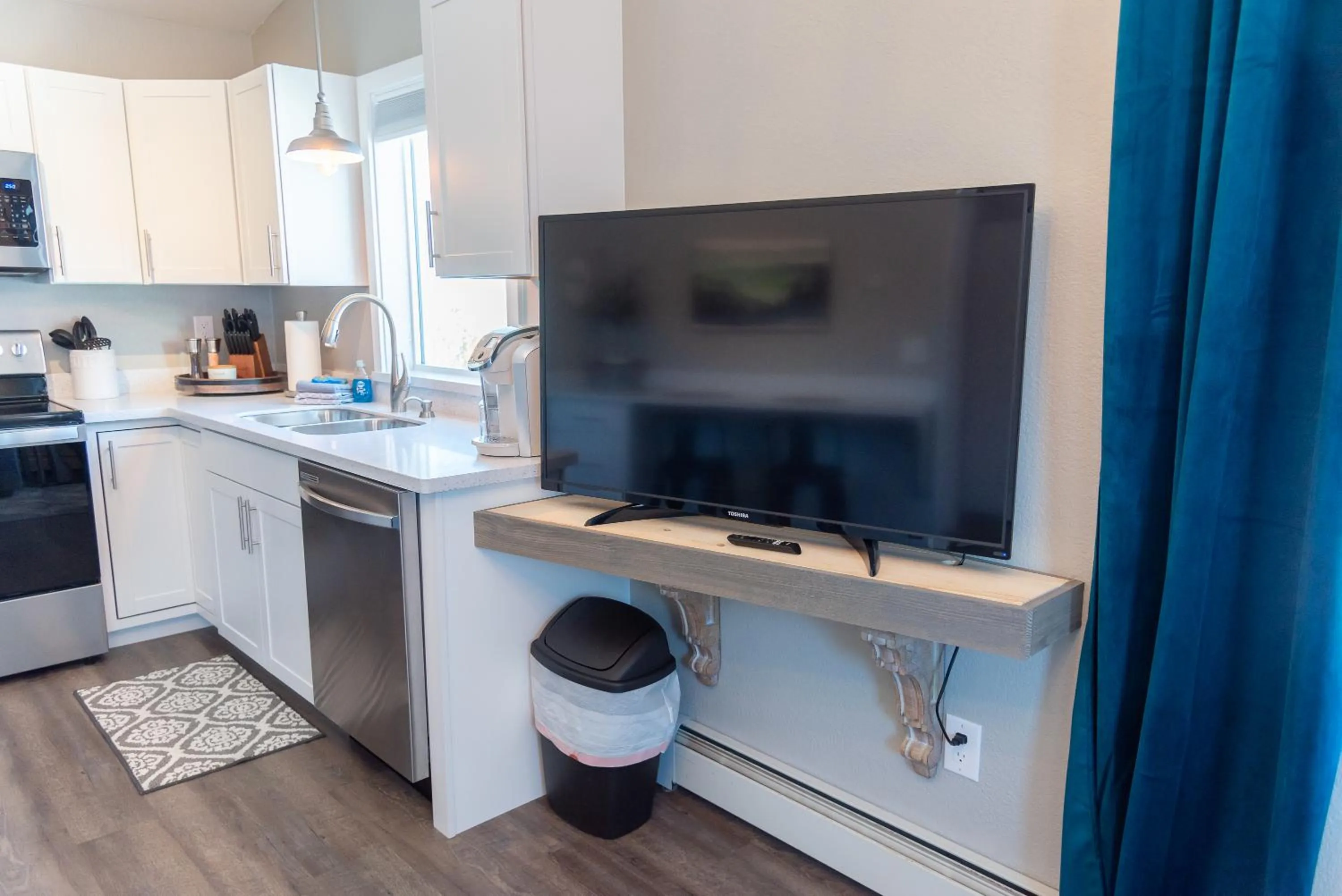 TV and multimedia in Colony Suites