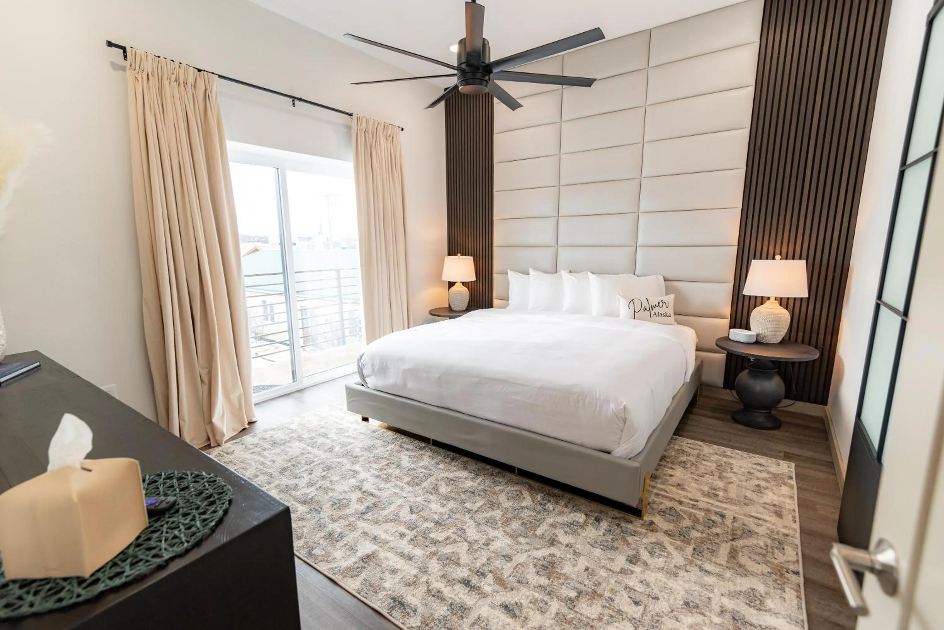 Bed in Colony Suites