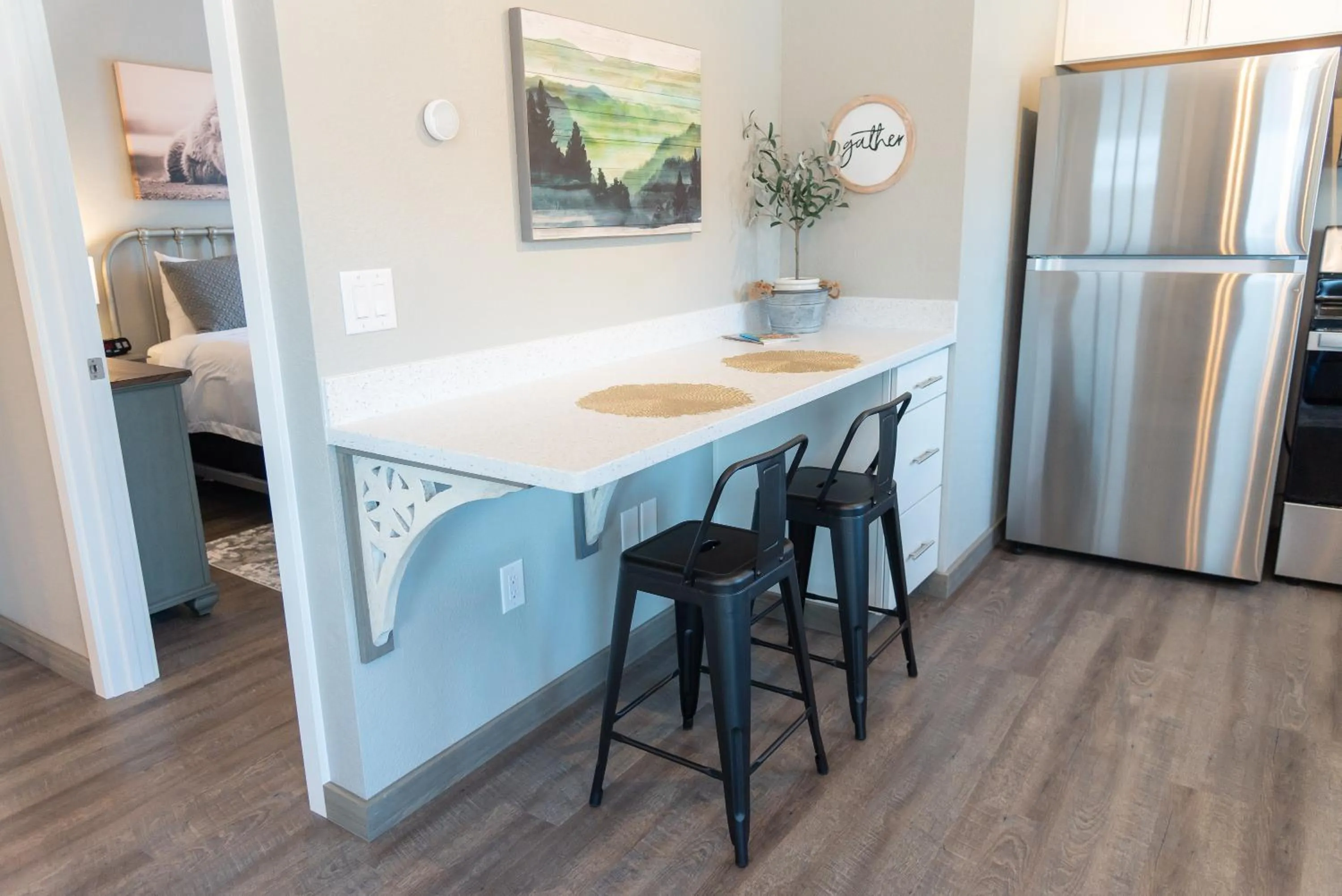 Dining area in Colony Suites