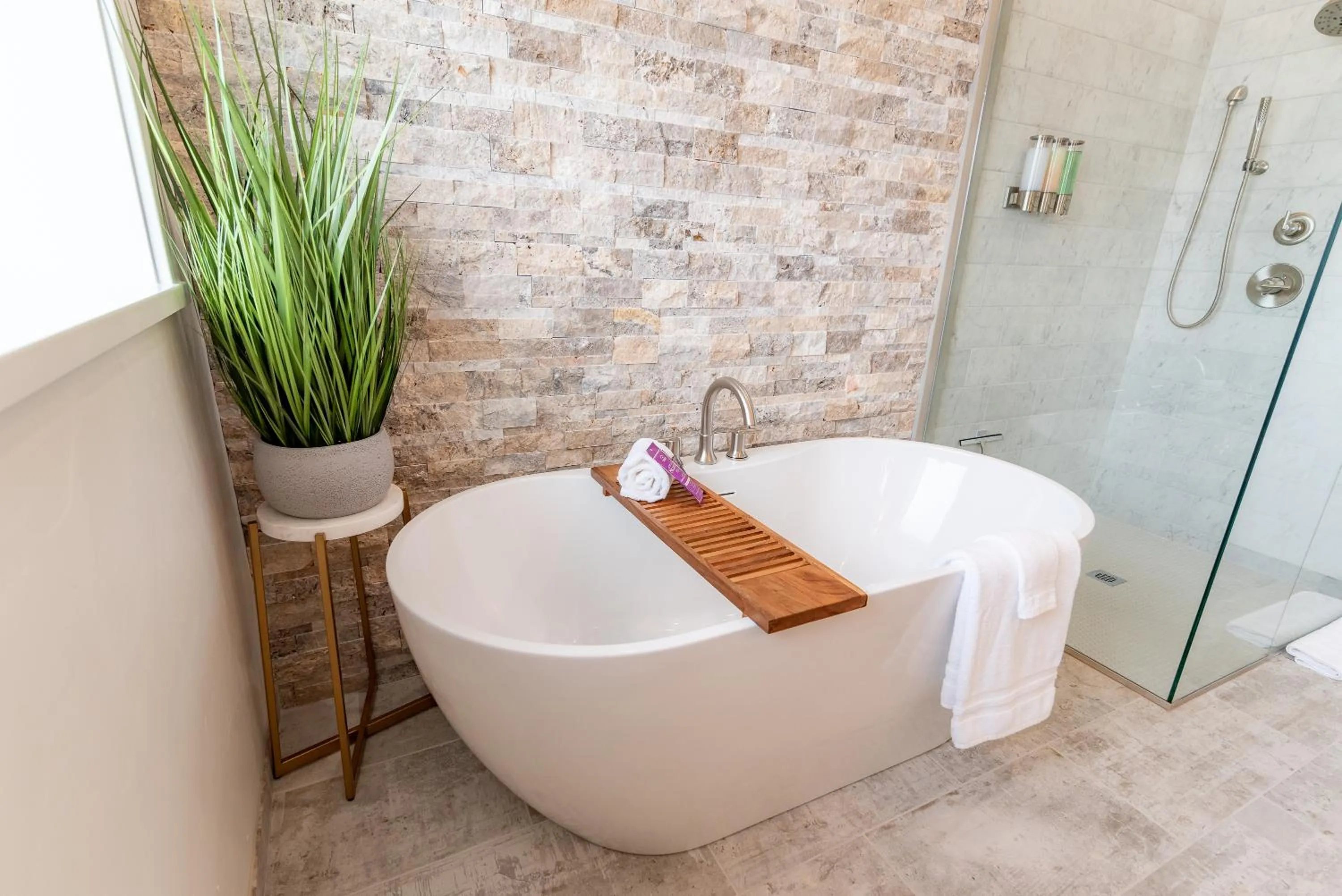 Shower in Colony Suites