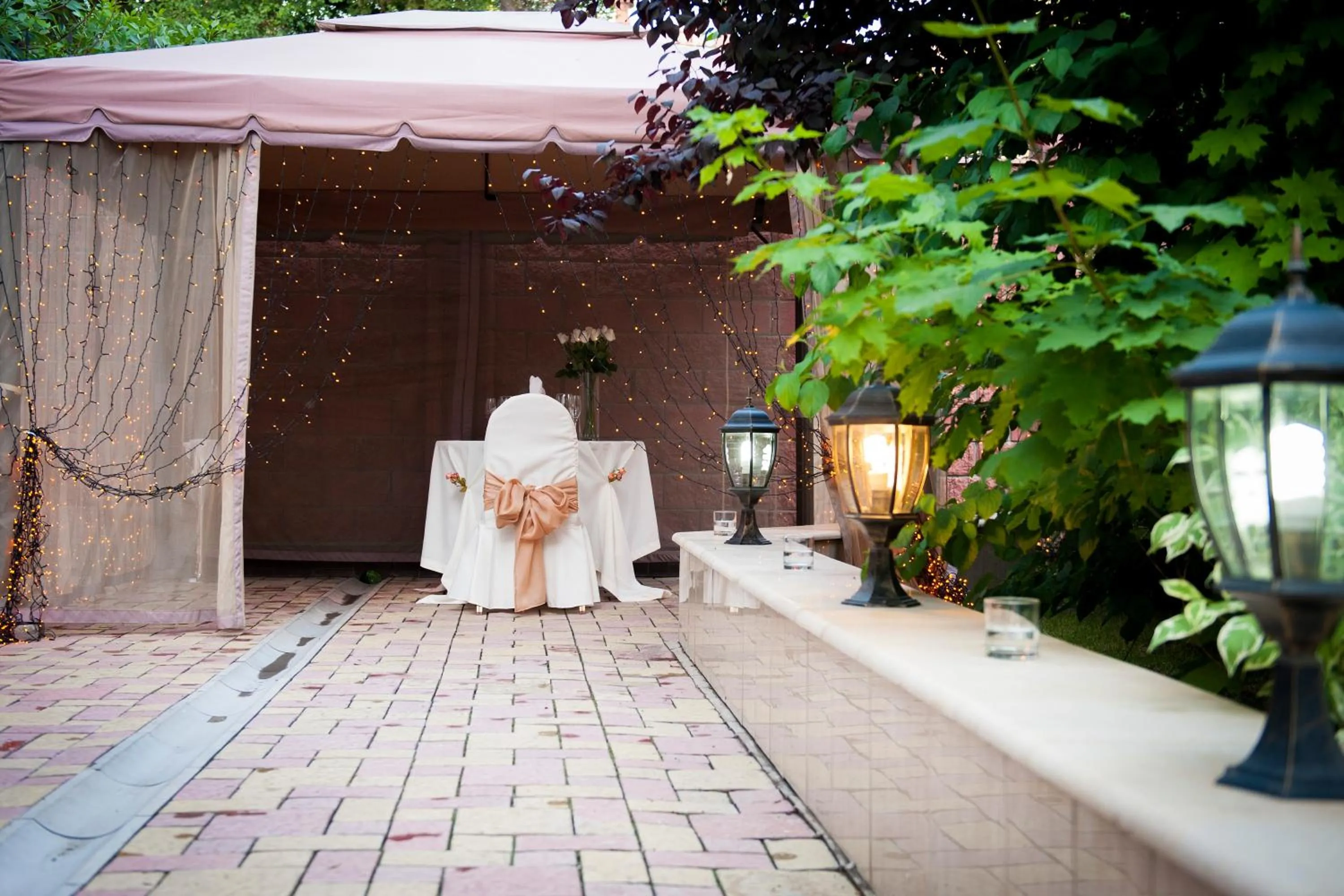 Garden in Park Hotel Bishkek