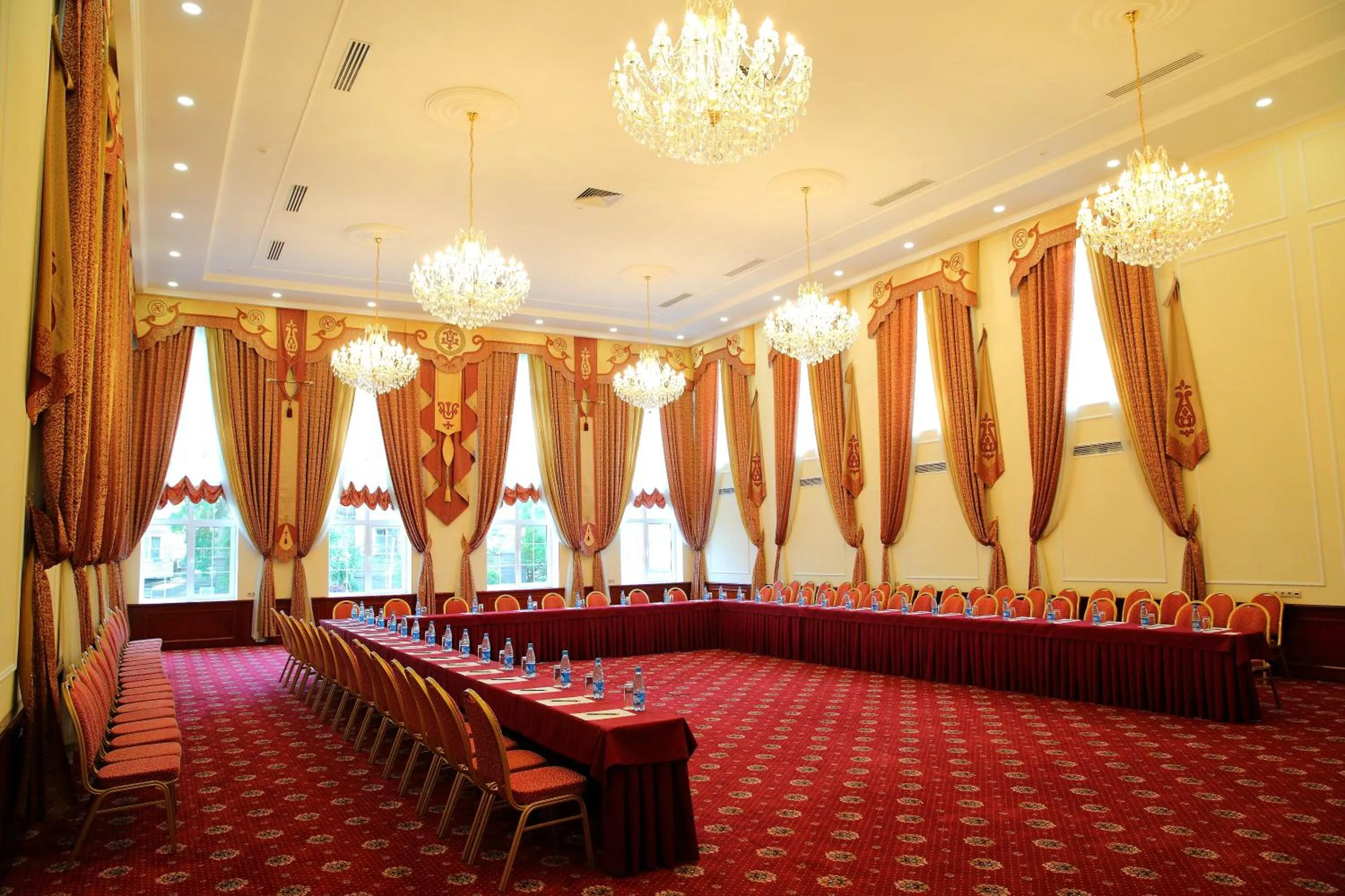 Meeting/conference room in Park Hotel Bishkek