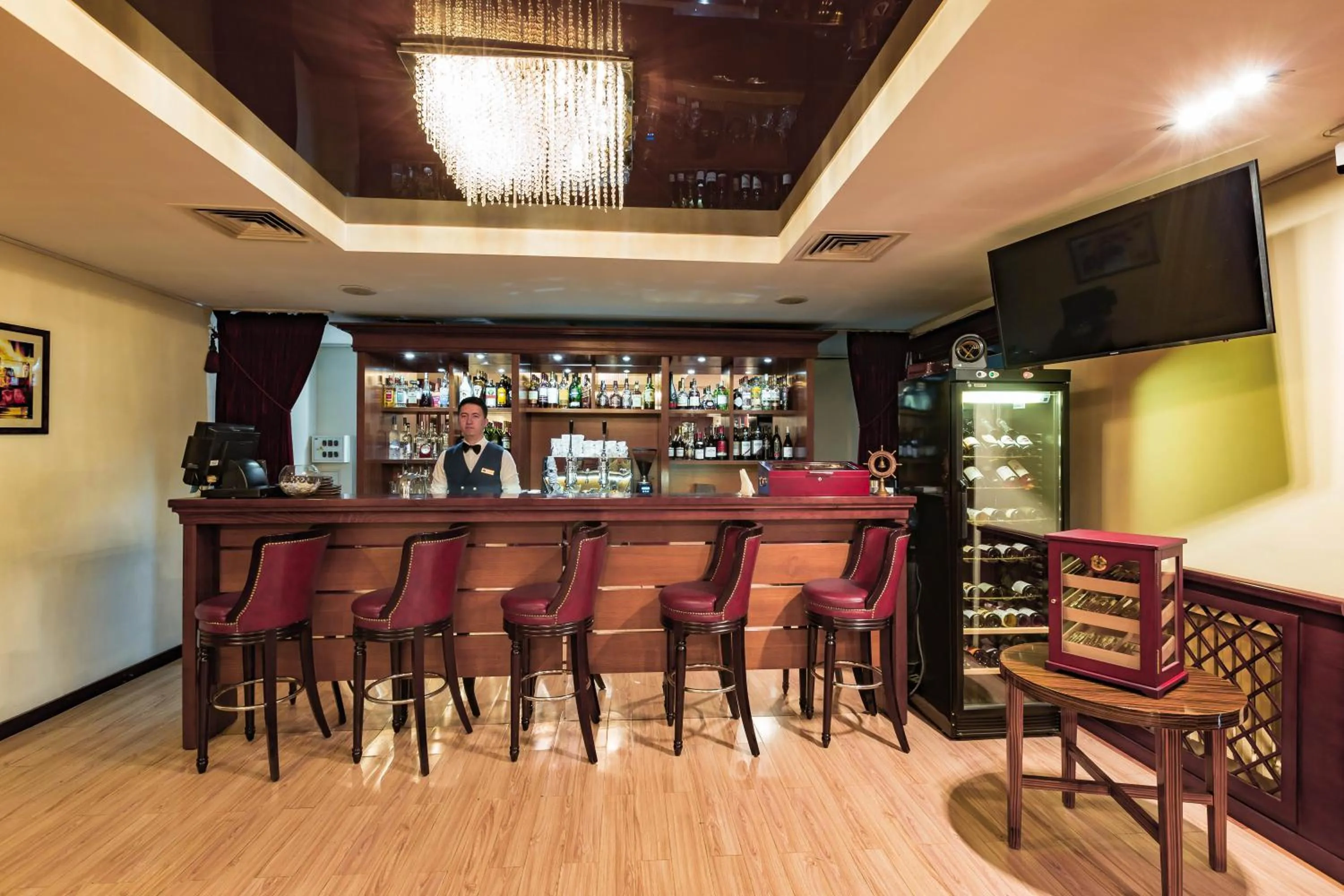 Lounge or bar in Park Hotel Bishkek