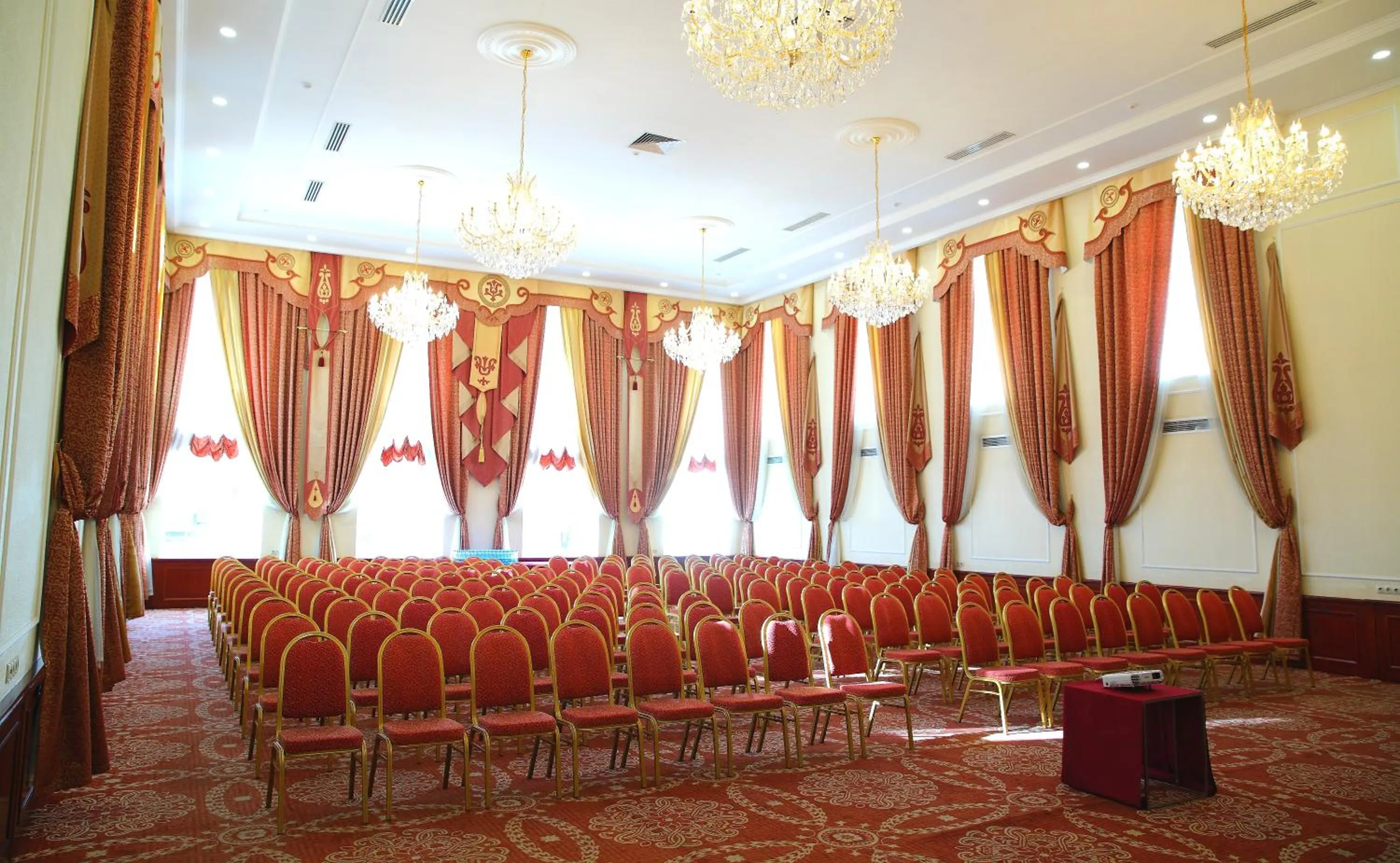 Banquet/Function facilities in Park Hotel Bishkek