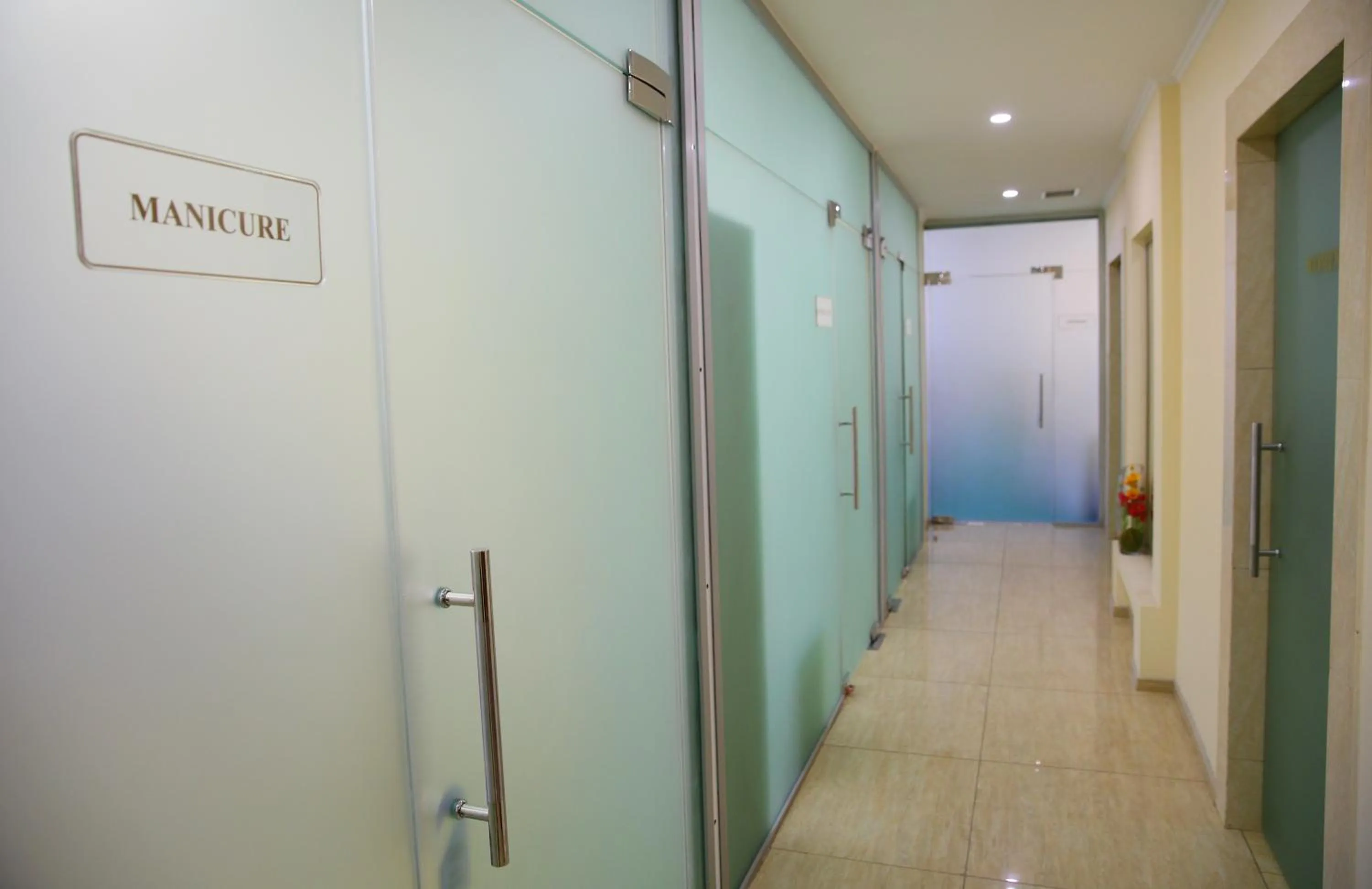 Spa and wellness centre/facilities in Park Hotel Bishkek