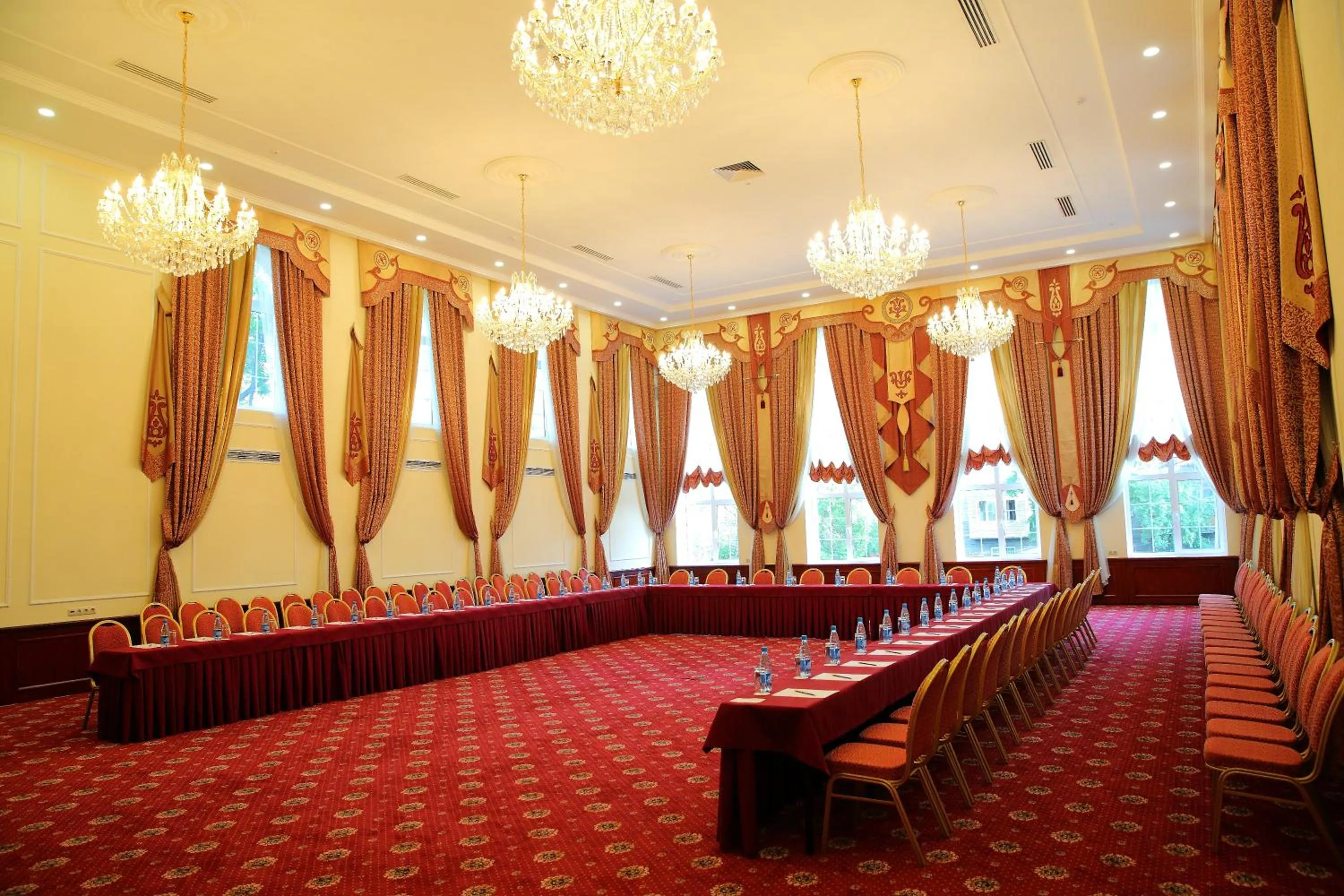 Business facilities in Park Hotel Bishkek