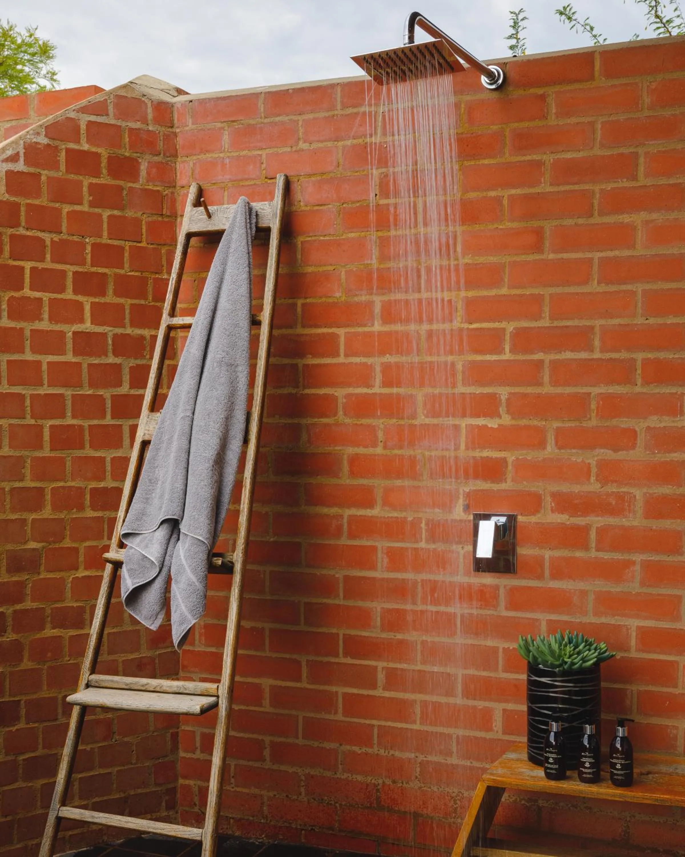 Shower in Rockfig Lodge Madikwe
