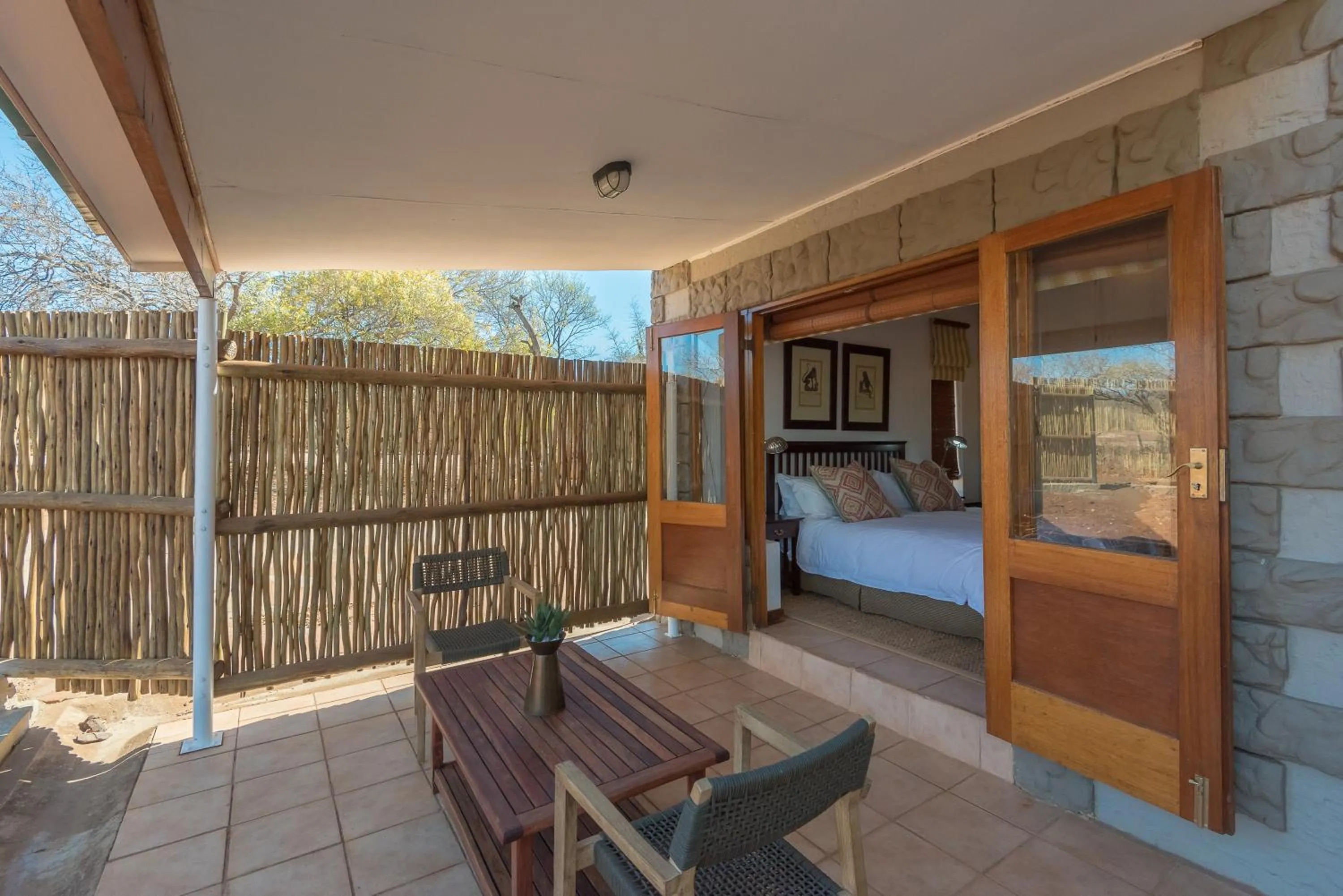 Bed in Rockfig Lodge Madikwe