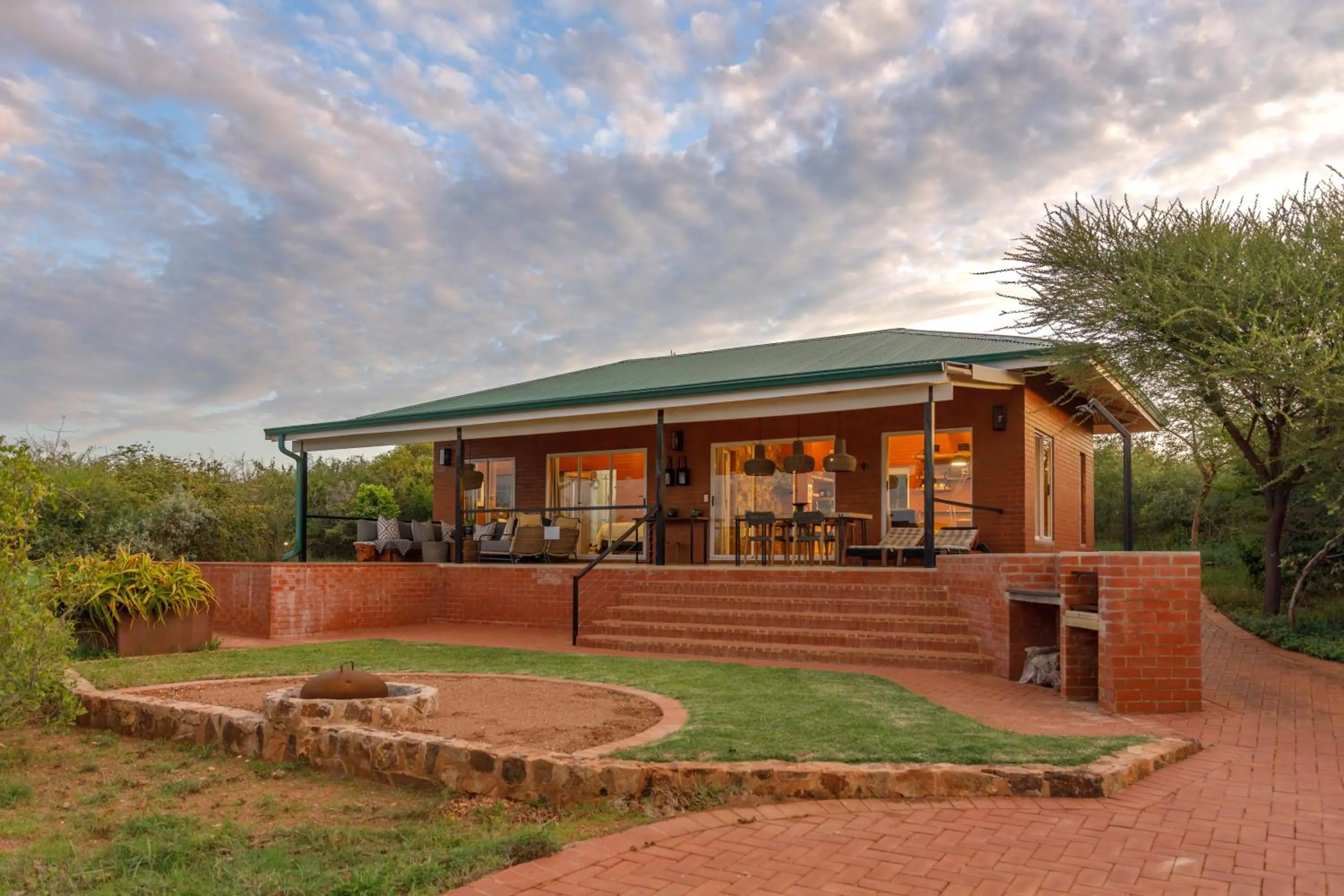 Property building in Rockfig Lodge Madikwe