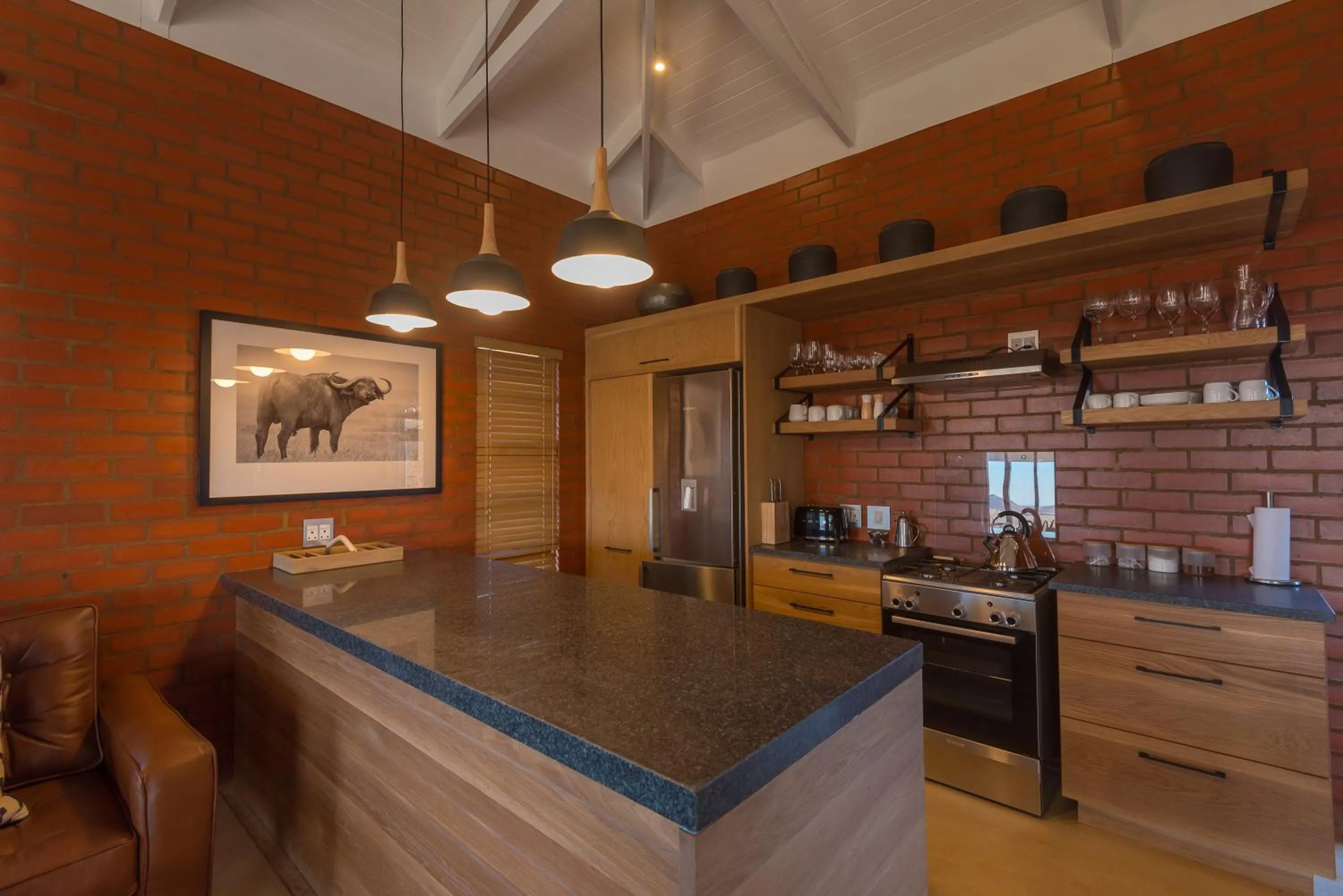 Kitchen or kitchenette in Rockfig Lodge Madikwe