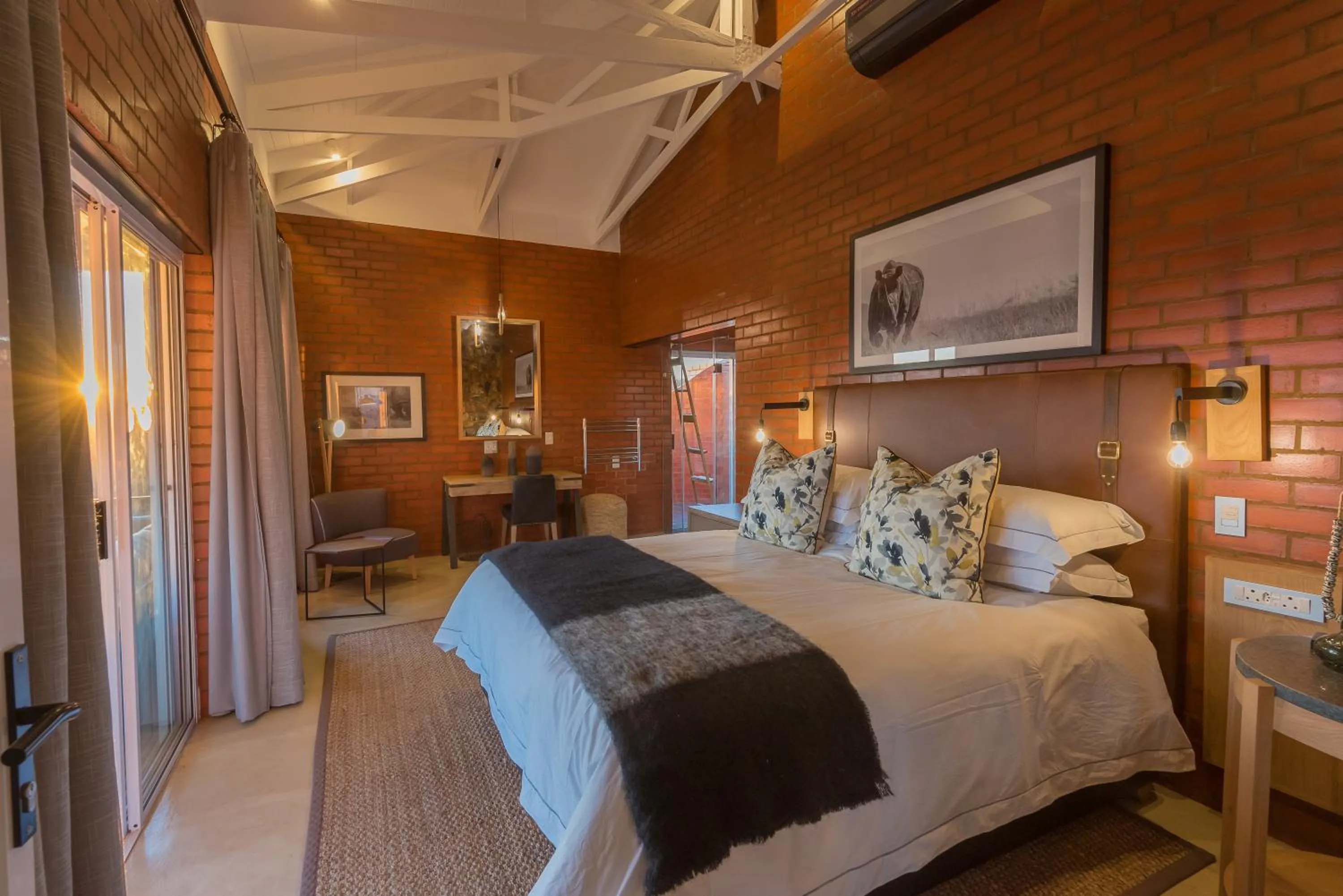 Bedroom, Bed in Rockfig Lodge Madikwe