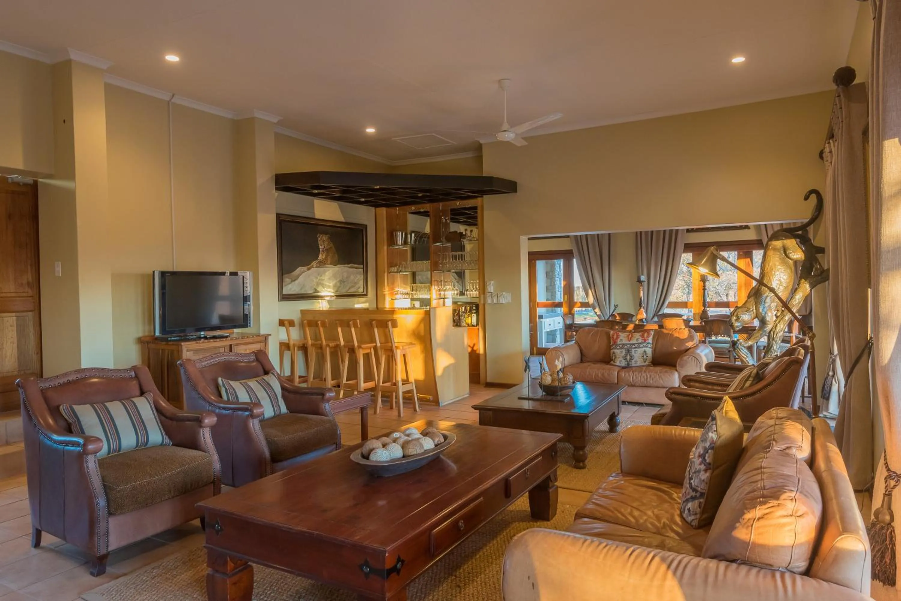Seating area in Rockfig Lodge Madikwe