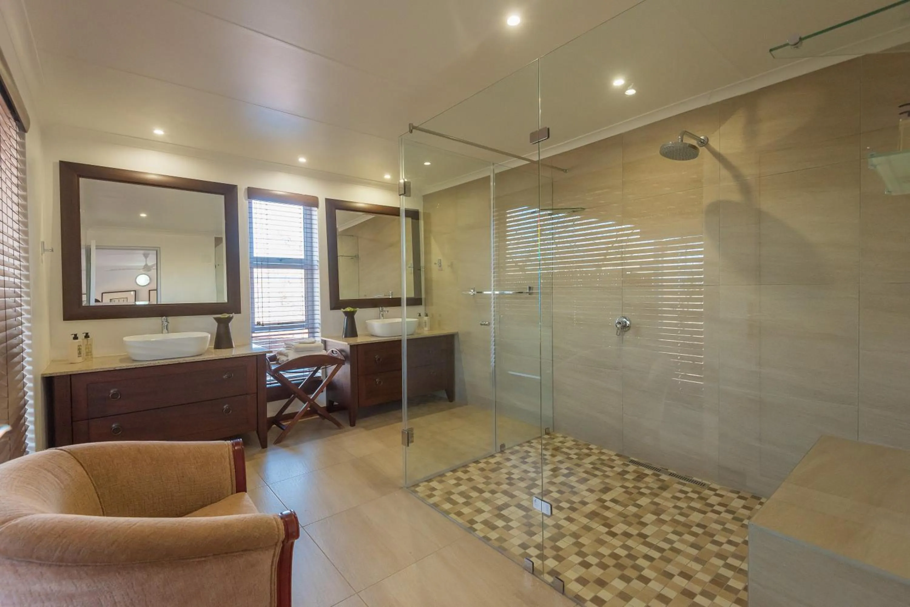 Shower in Rockfig Lodge Madikwe