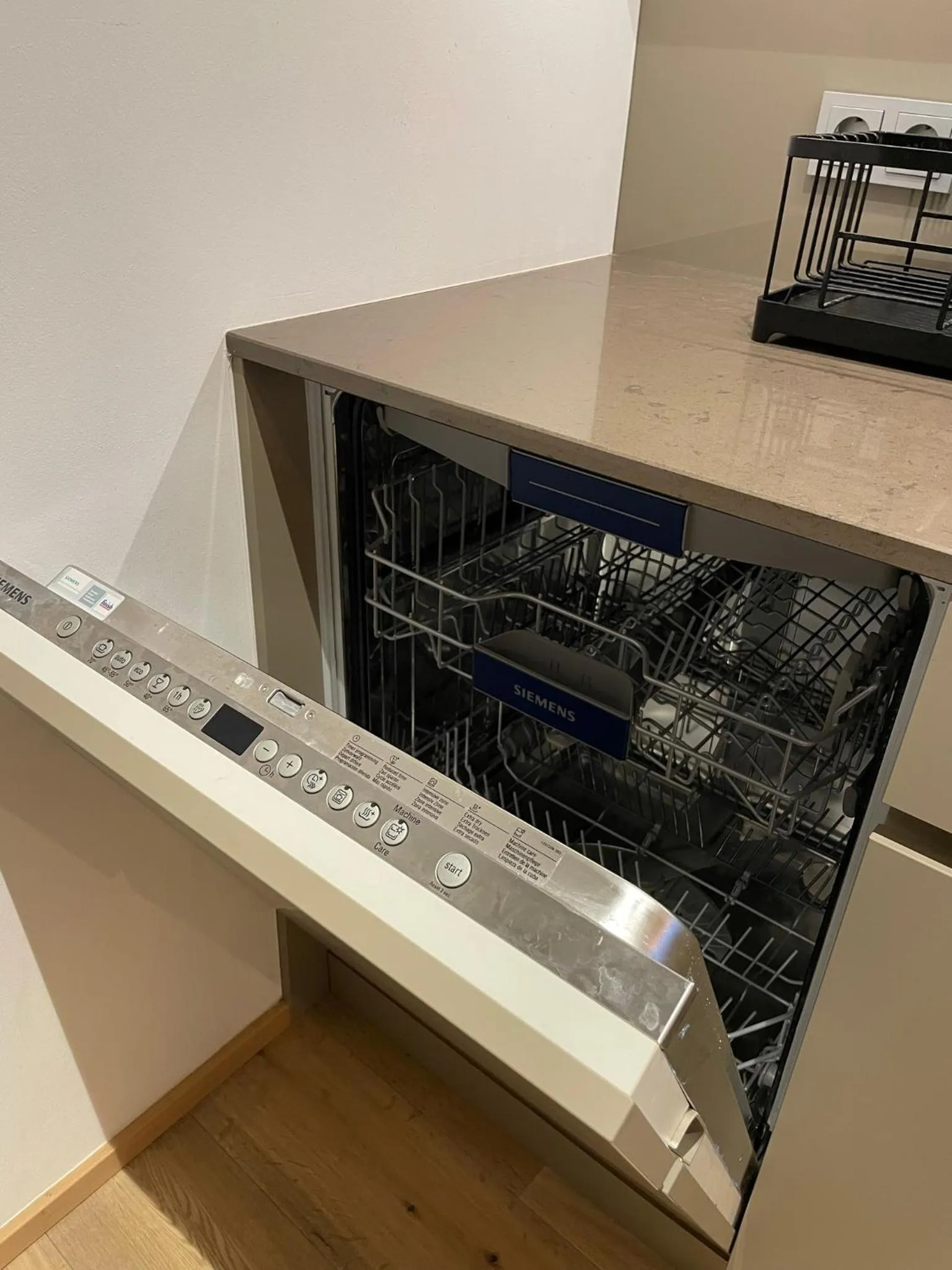 dishwasher in My Home in Vienna - Smart Apartments - Landstraße