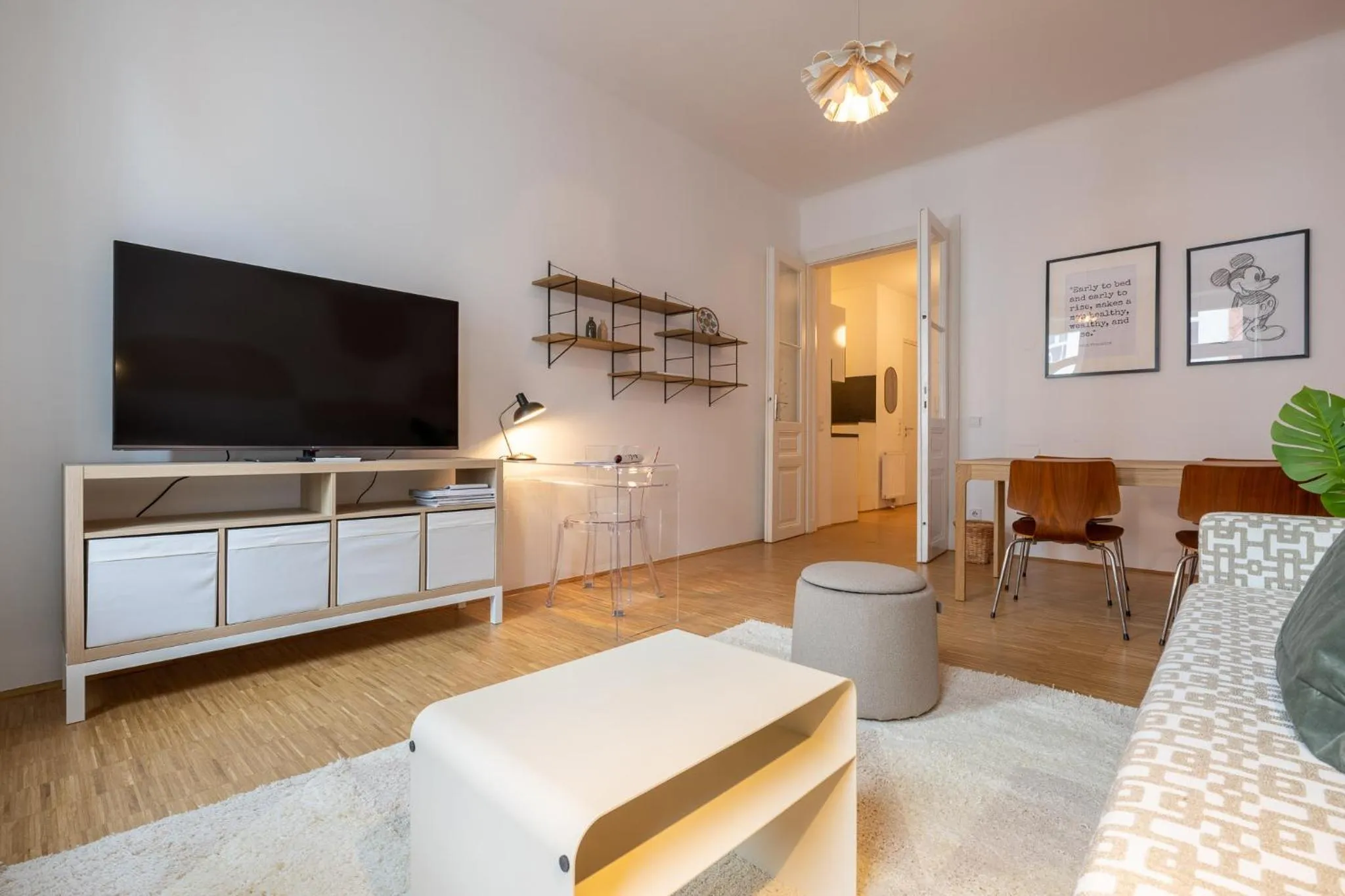 TV and multimedia in My Home in Vienna - Smart Apartments - Landstraße