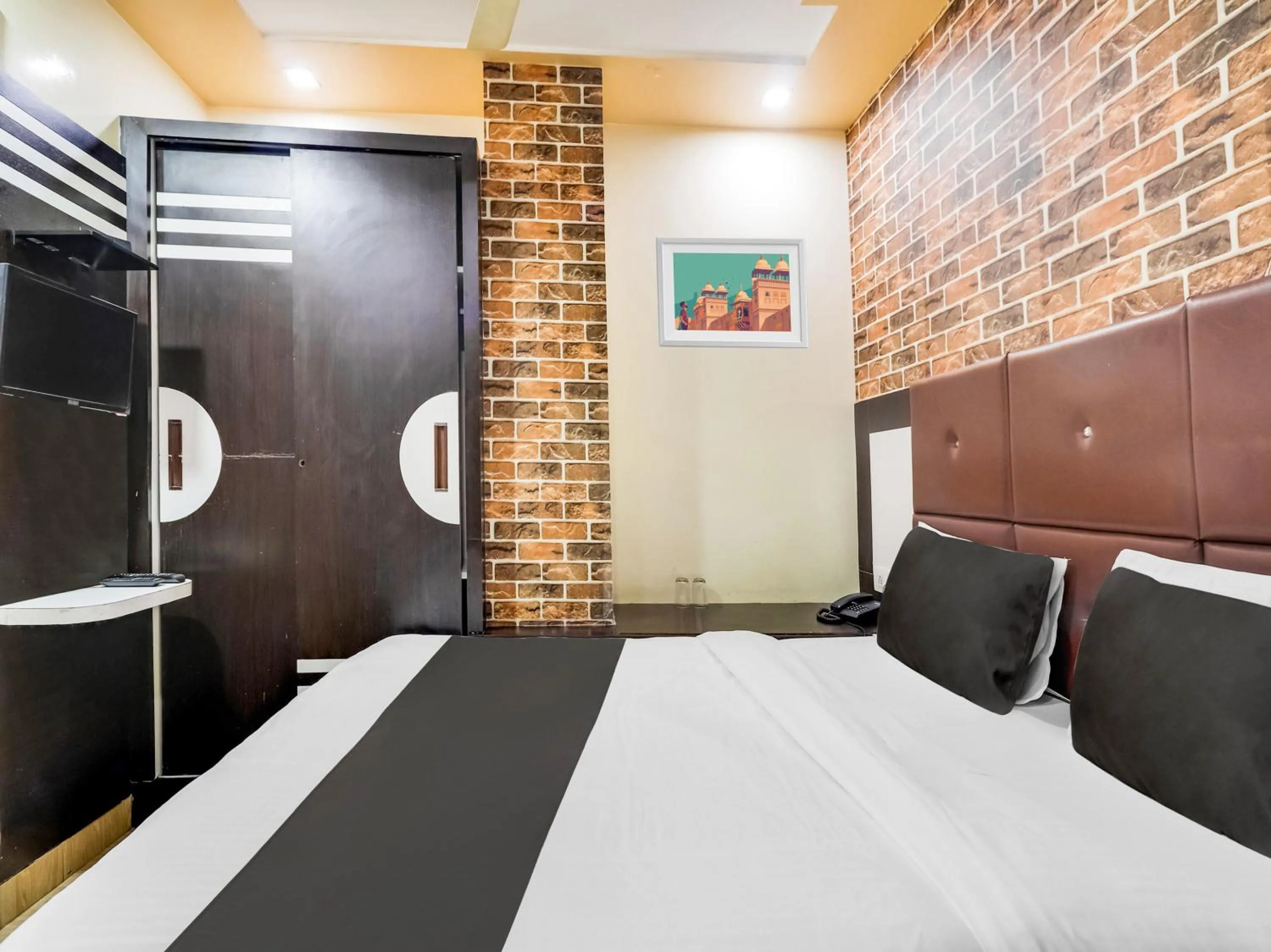 Bedroom in Hotel O Sharda