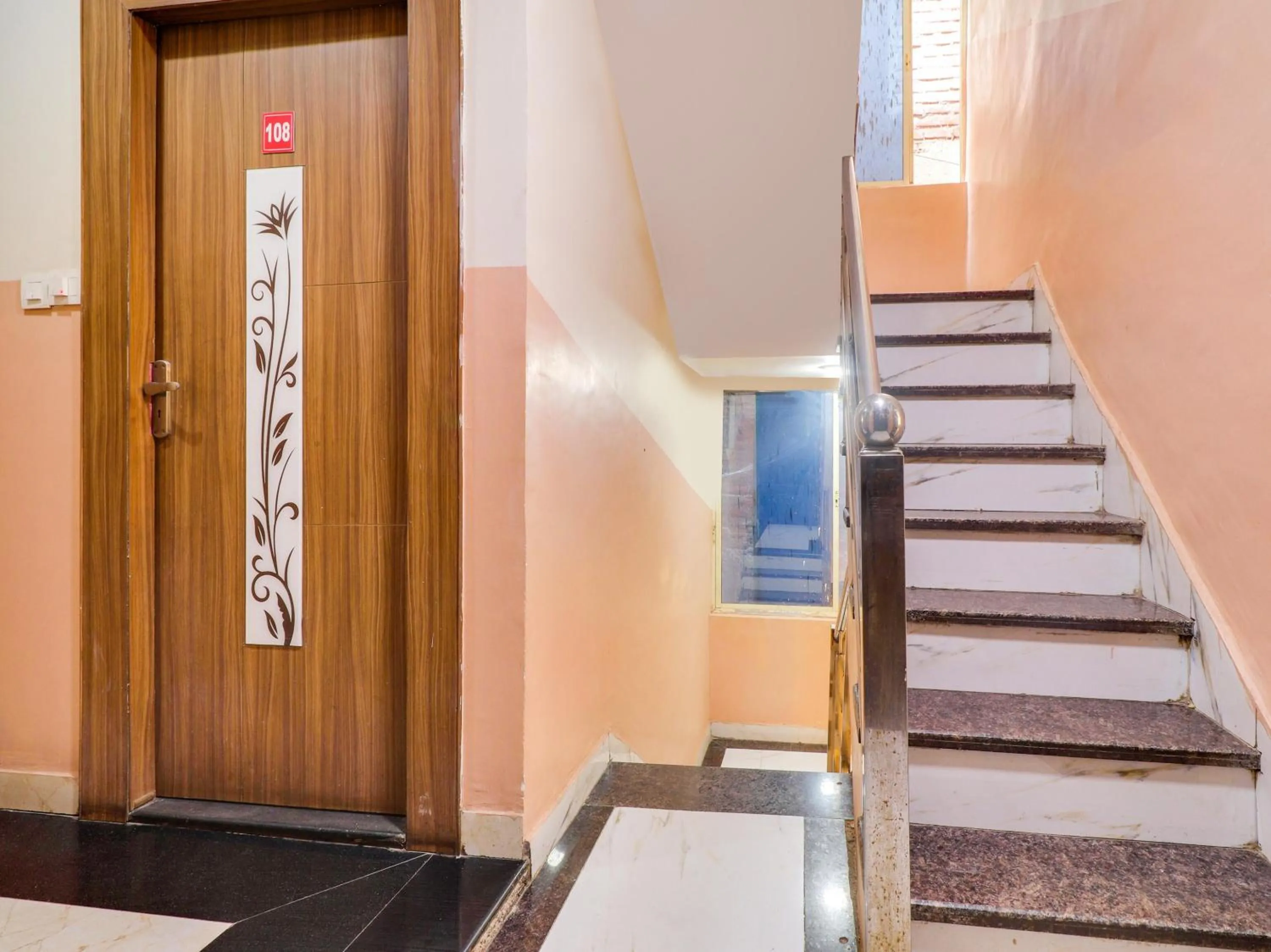 Lobby or reception in Hotel O Sharda