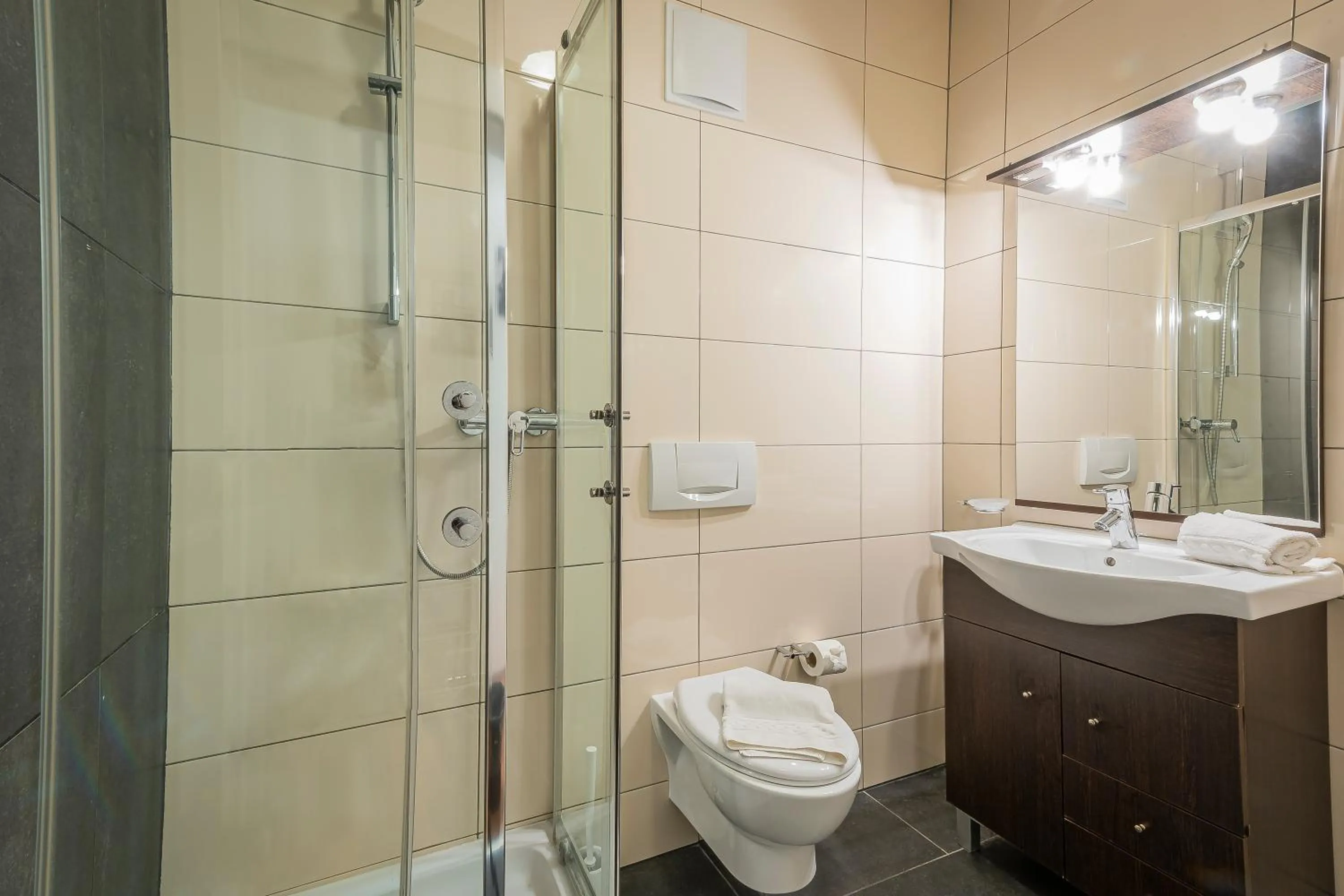 Bathroom in Los Lorentes Residences Bulle