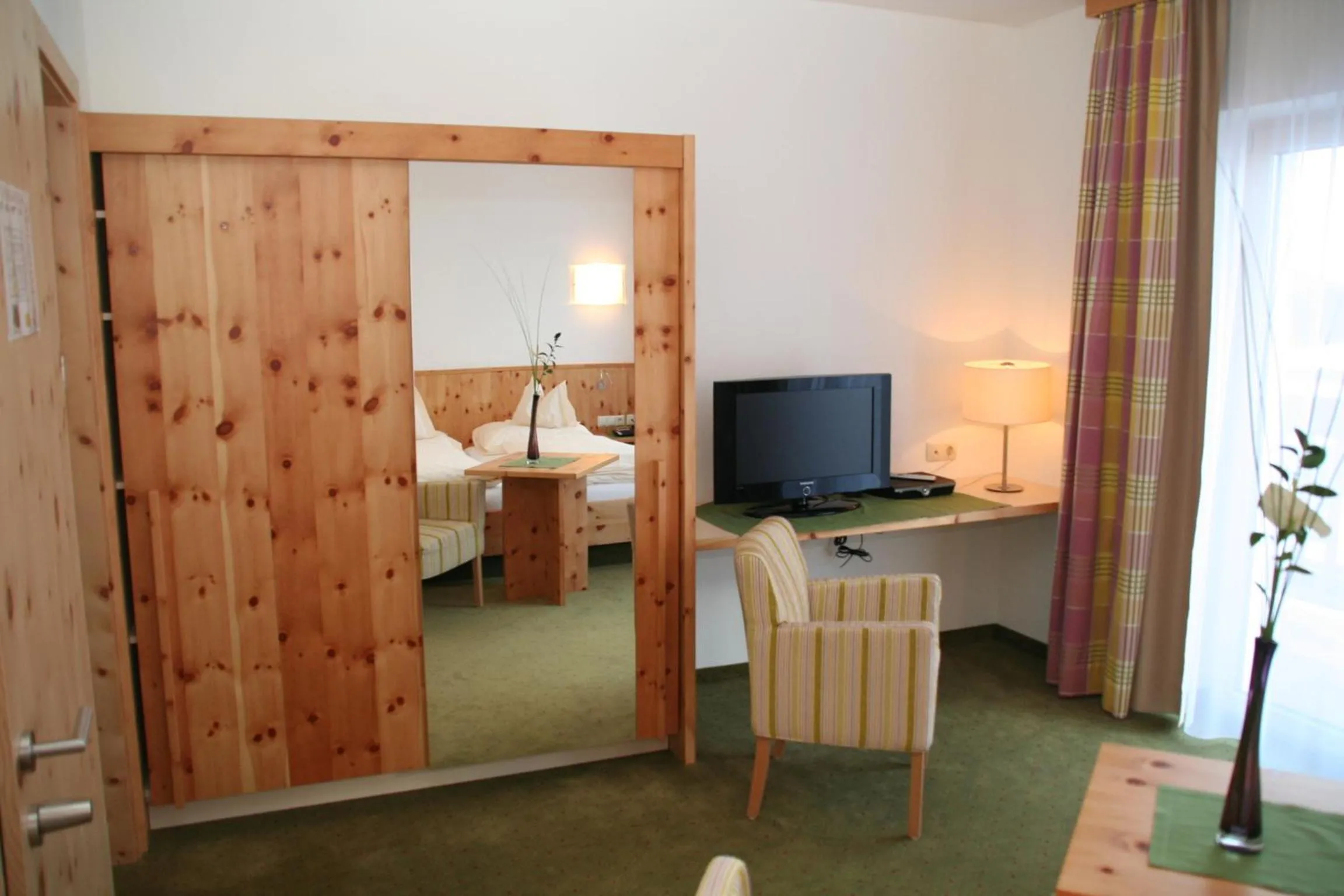 Day in Hotel Mathiesn