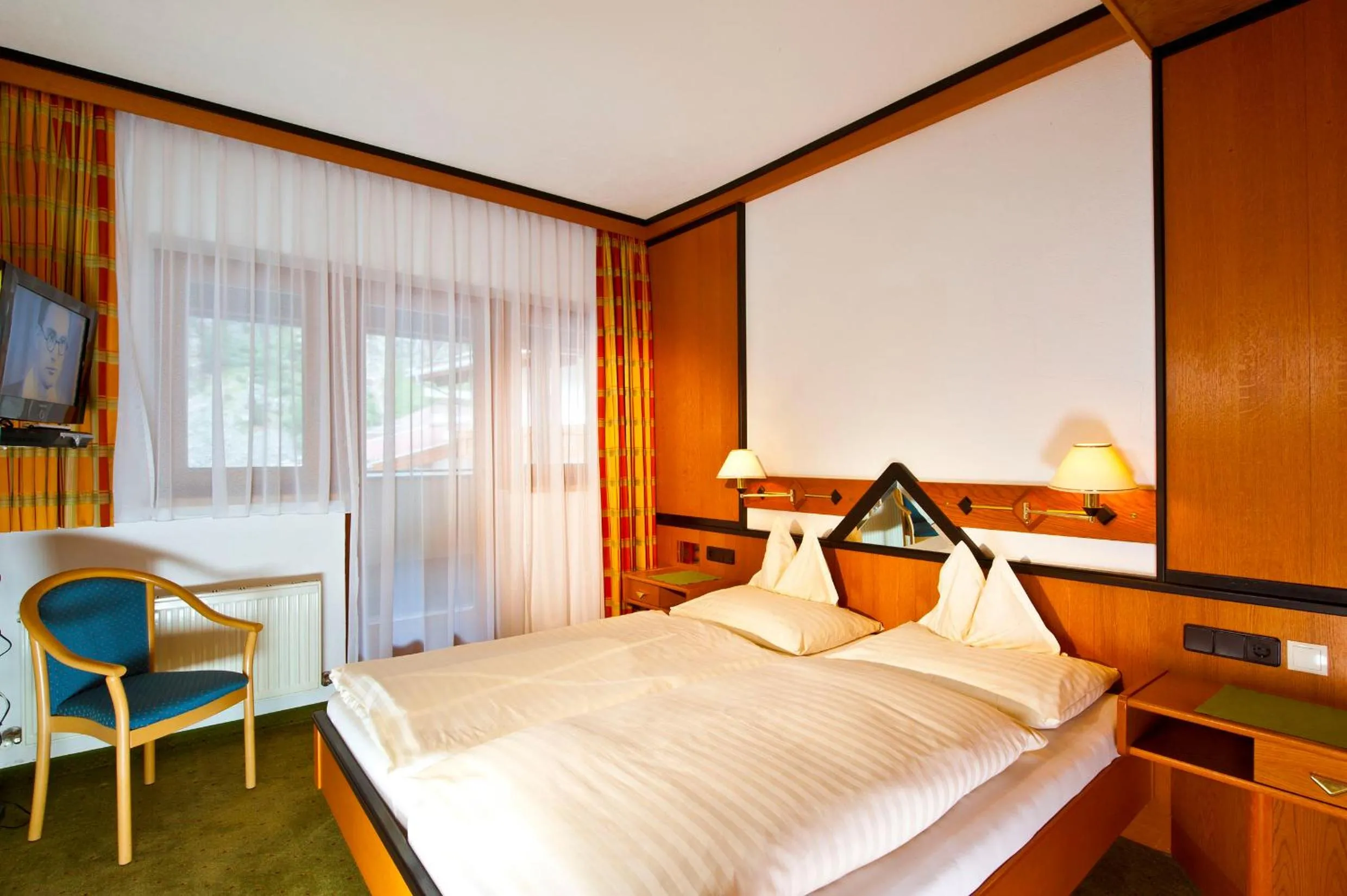 Bed in Hotel Mathiesn