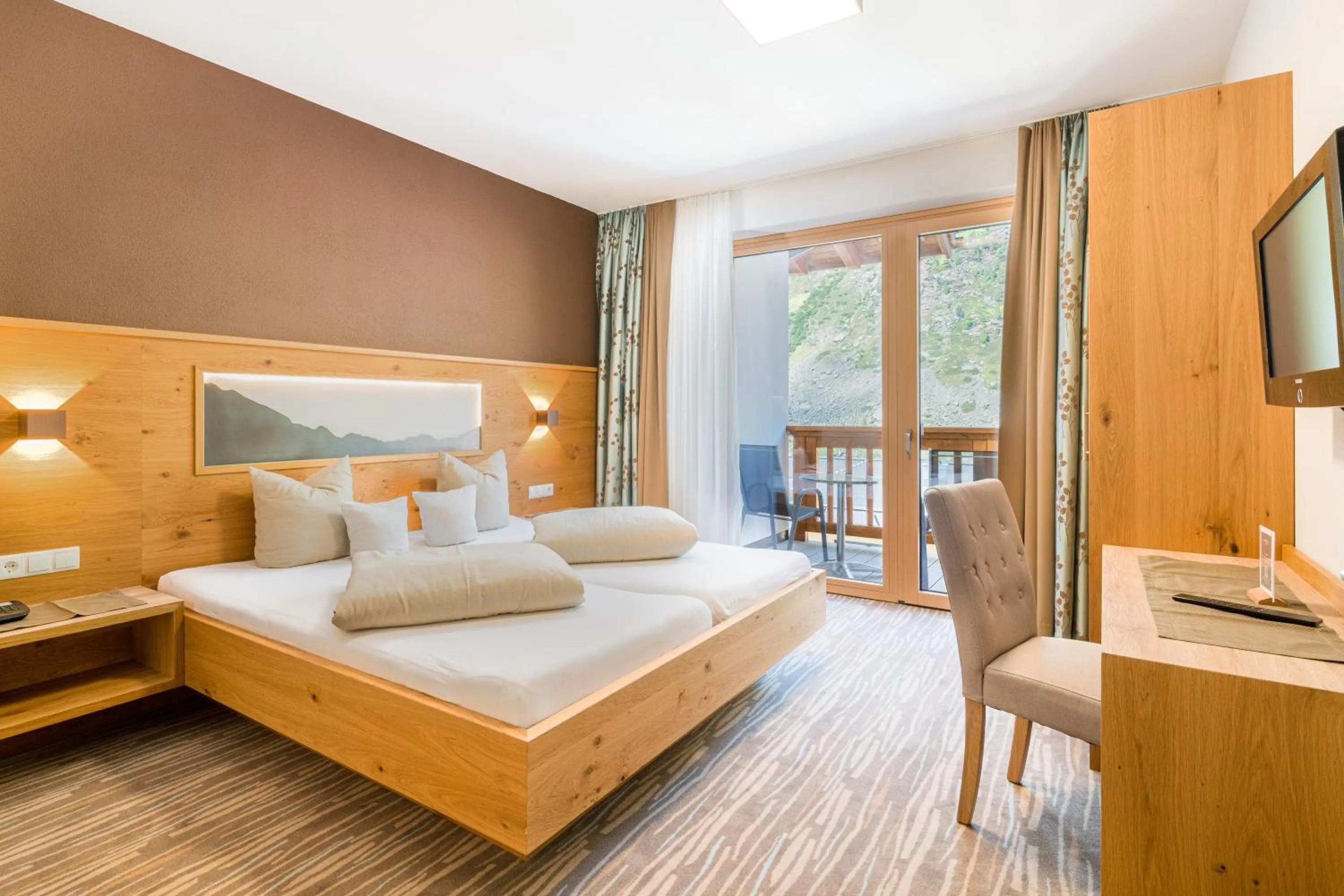 Photo of the whole room, Bed in Hotel Mathiesn