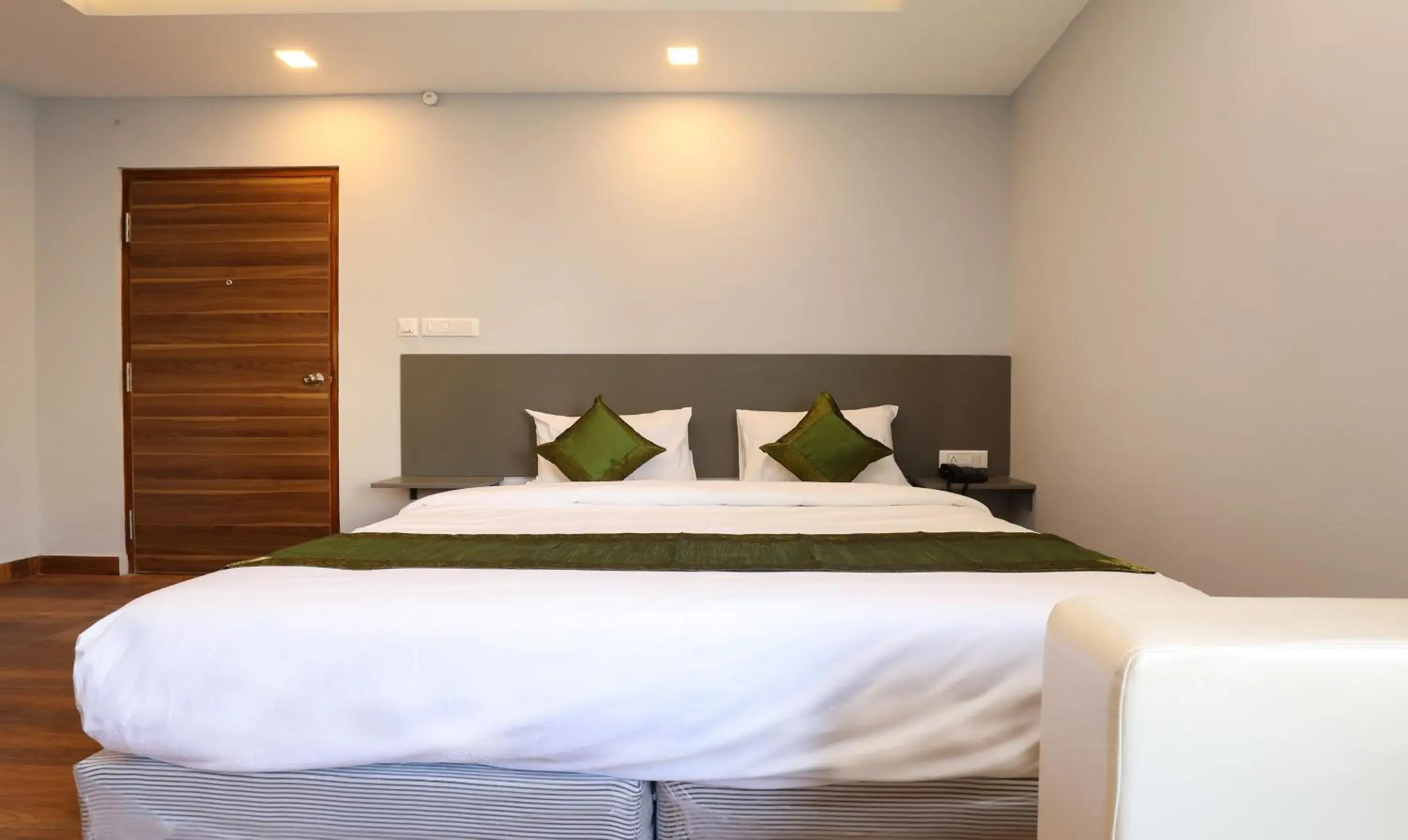 Bedroom, Bed in Treebo Apple Villa Bedroom, Bed in Treebo Apple Villa