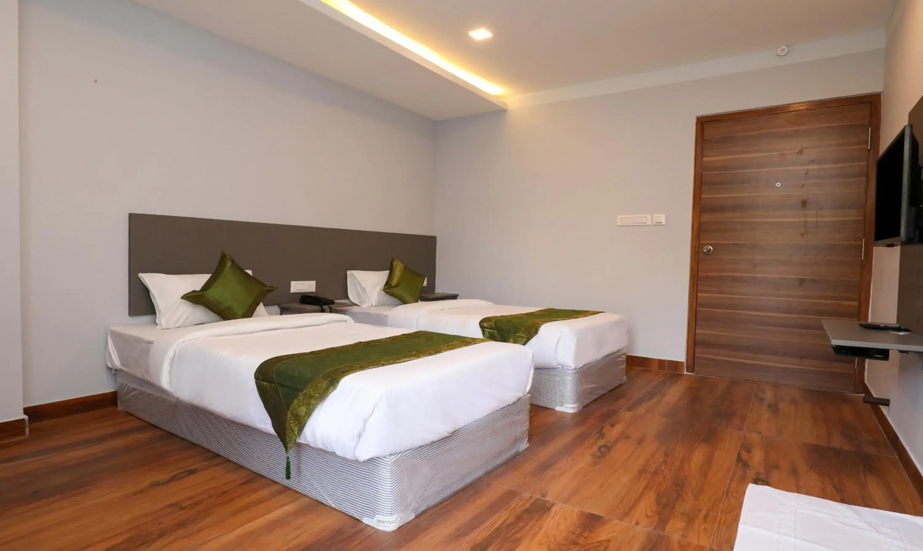 Bedroom, Bed in Treebo Apple Villa Bedroom, Bed in Treebo Apple Villa