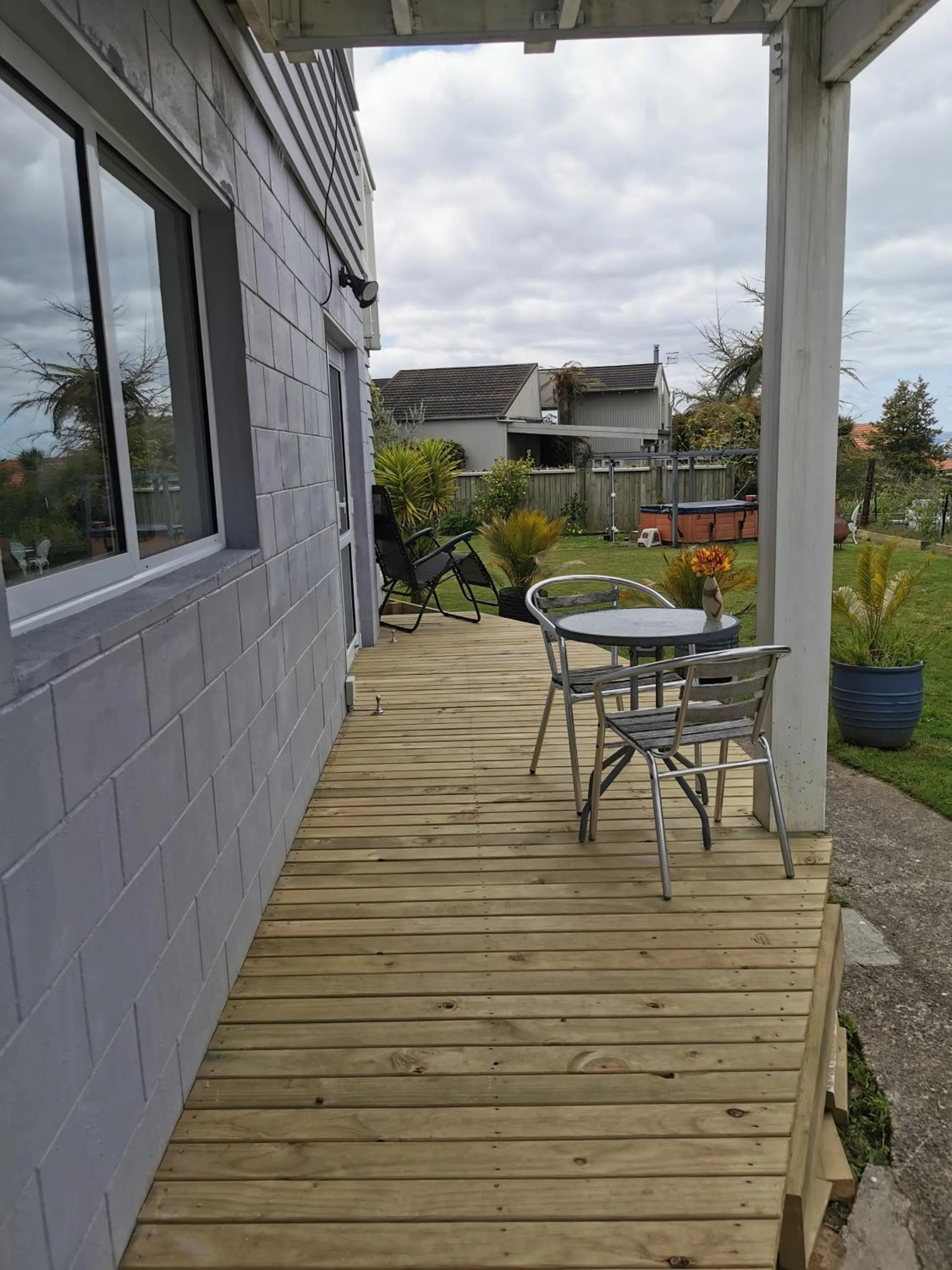 Garden view in Geyser Lookout BnB