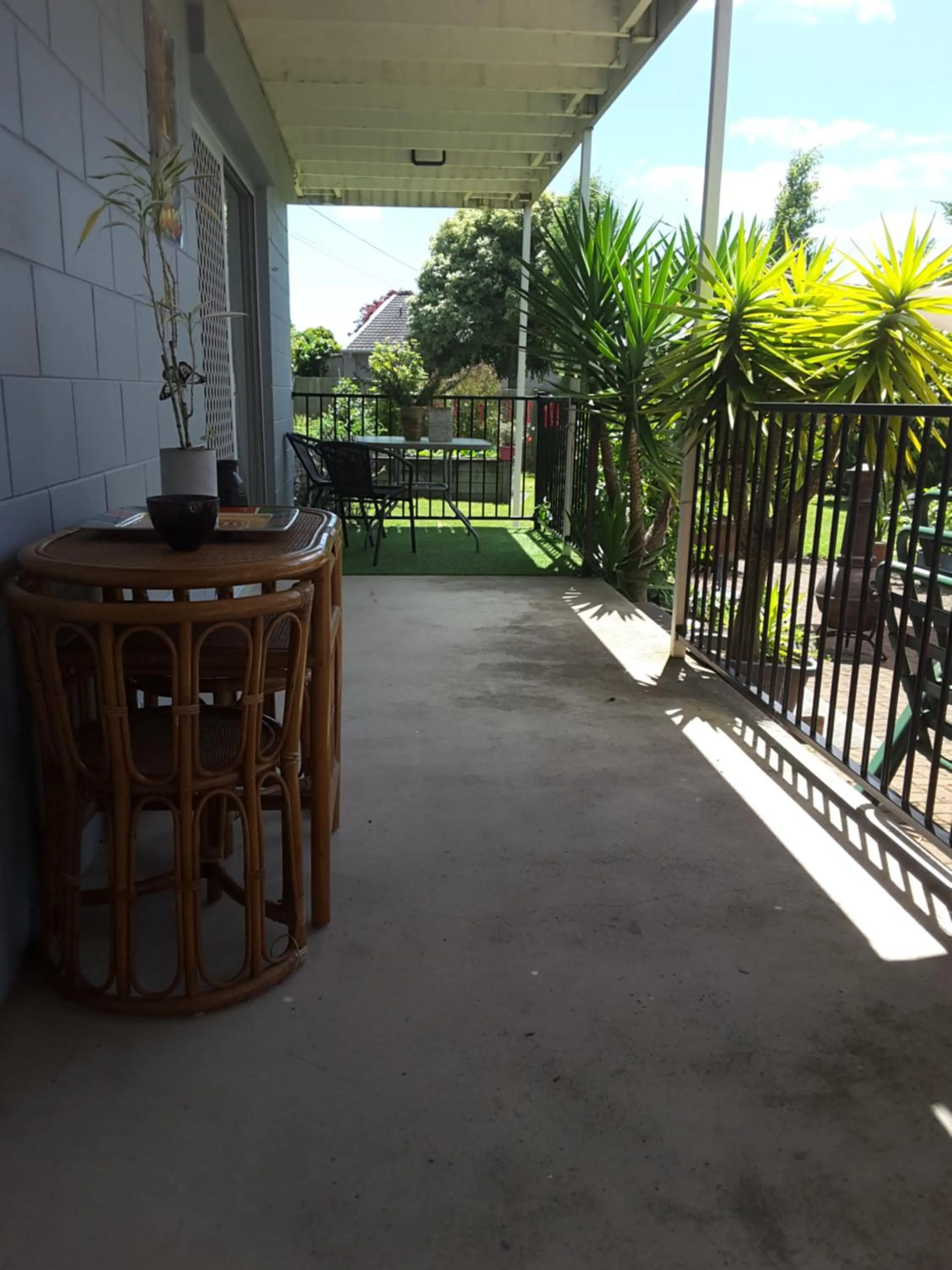 Patio in Geyser Lookout BnB