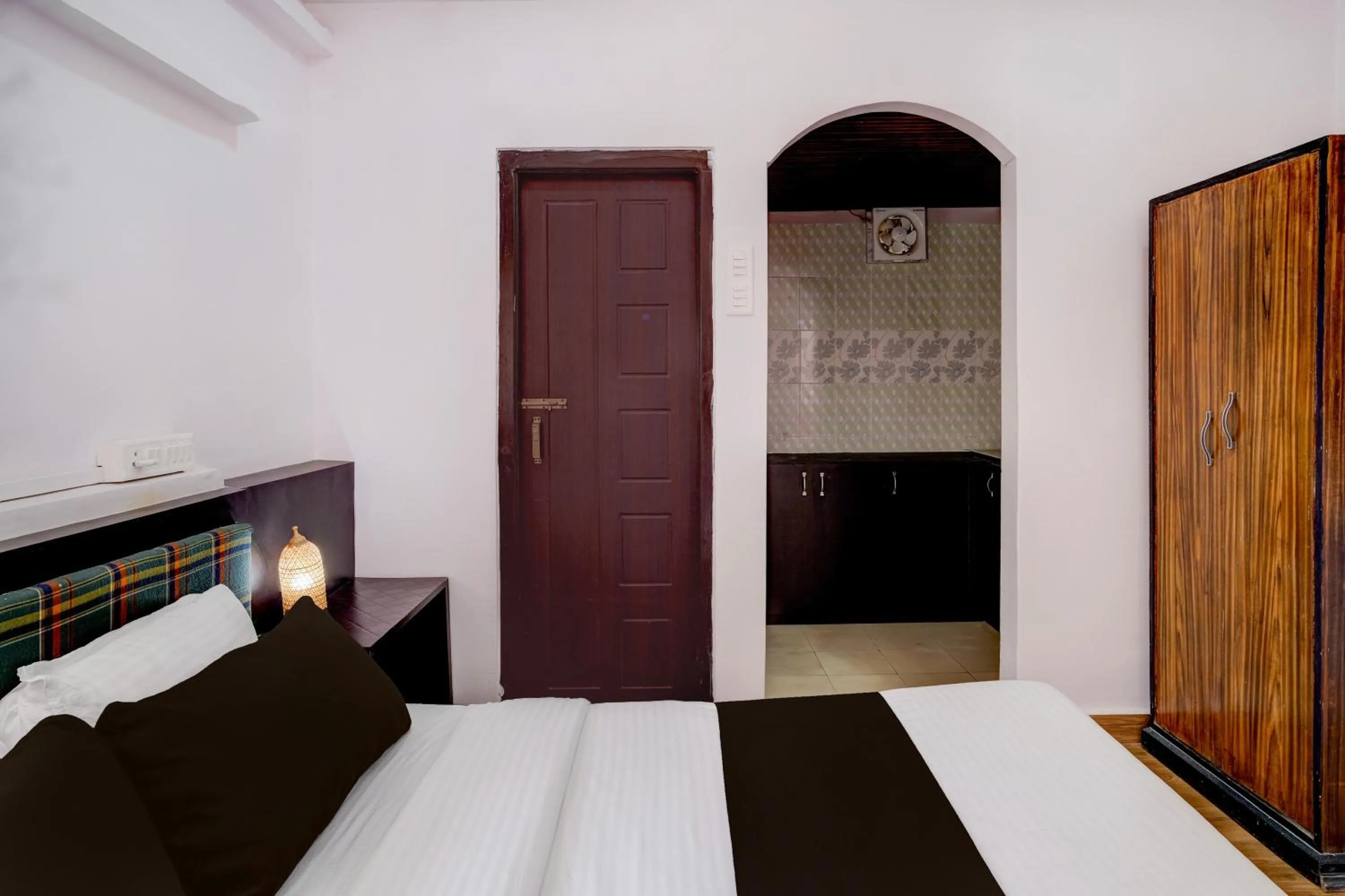 Bedroom, Bed in Super Collection O Police Bazar Shillong Formerly Pillars House