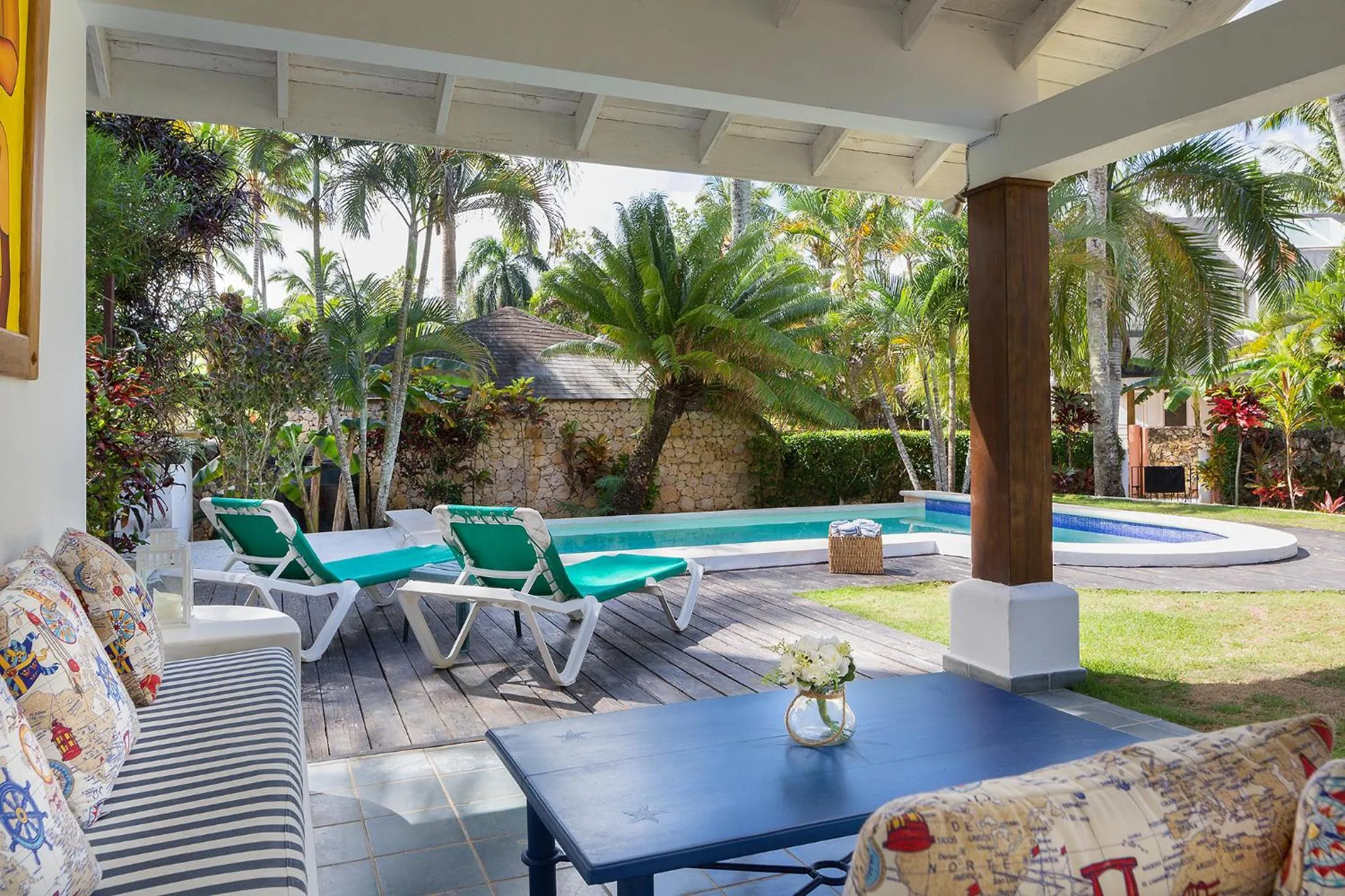 Swimming pool in Condo Hotel Playa Las Ballenas