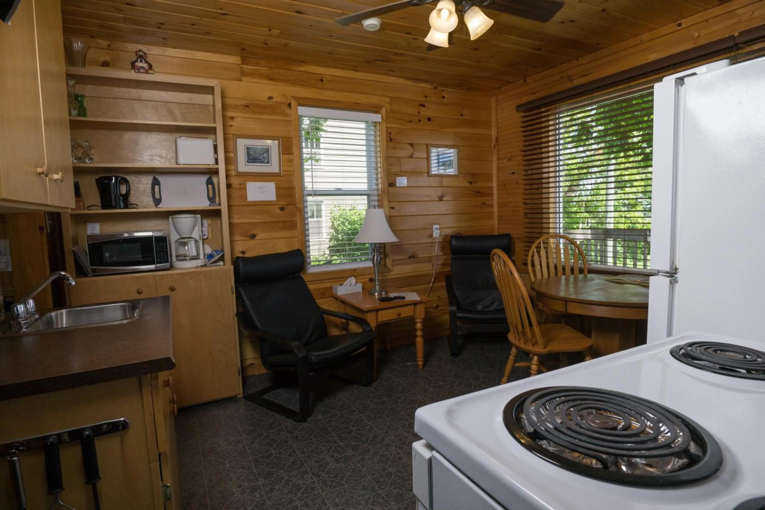 North Rustico Motel & Cottages