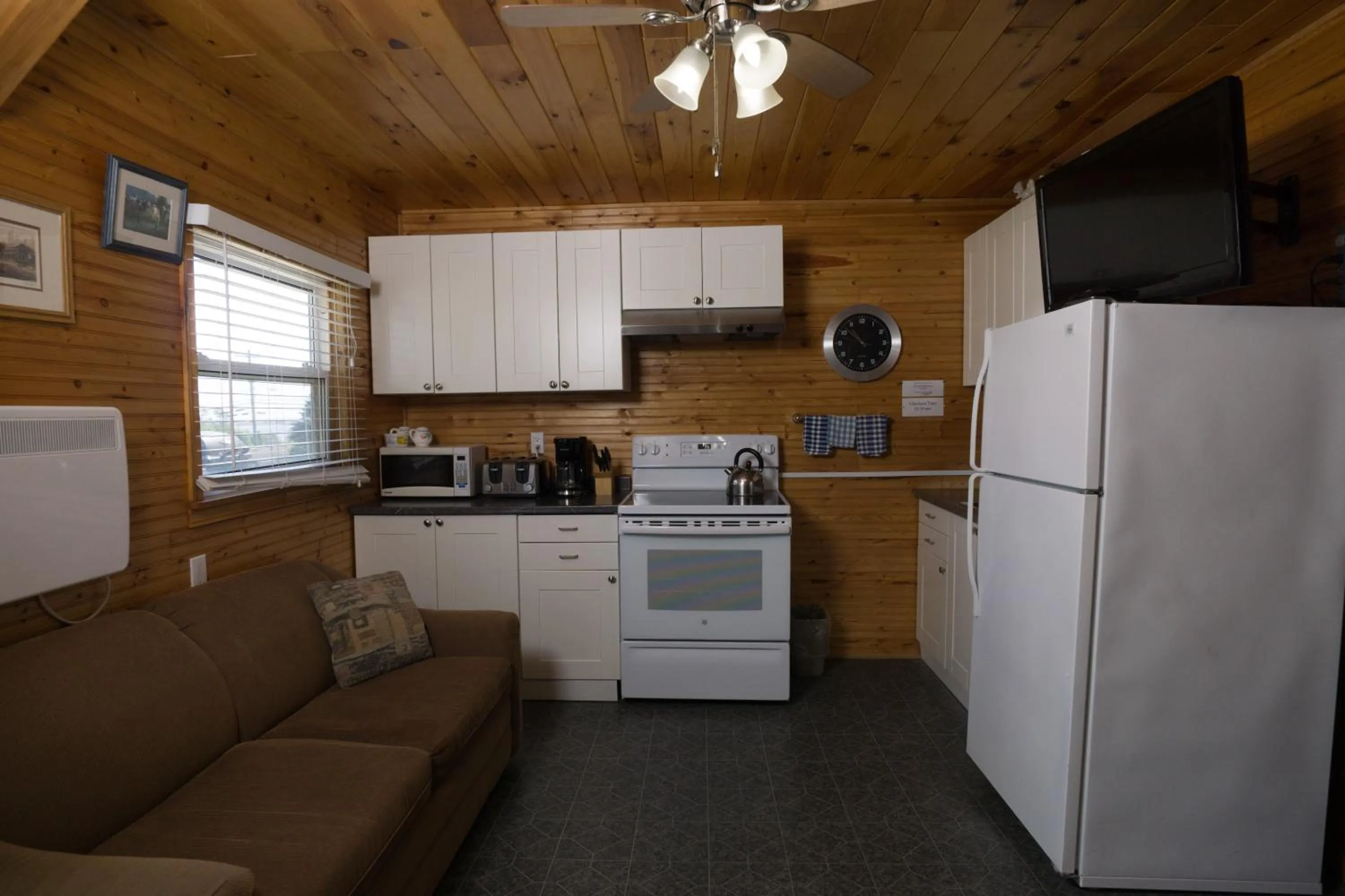 North Rustico Motel & Cottages