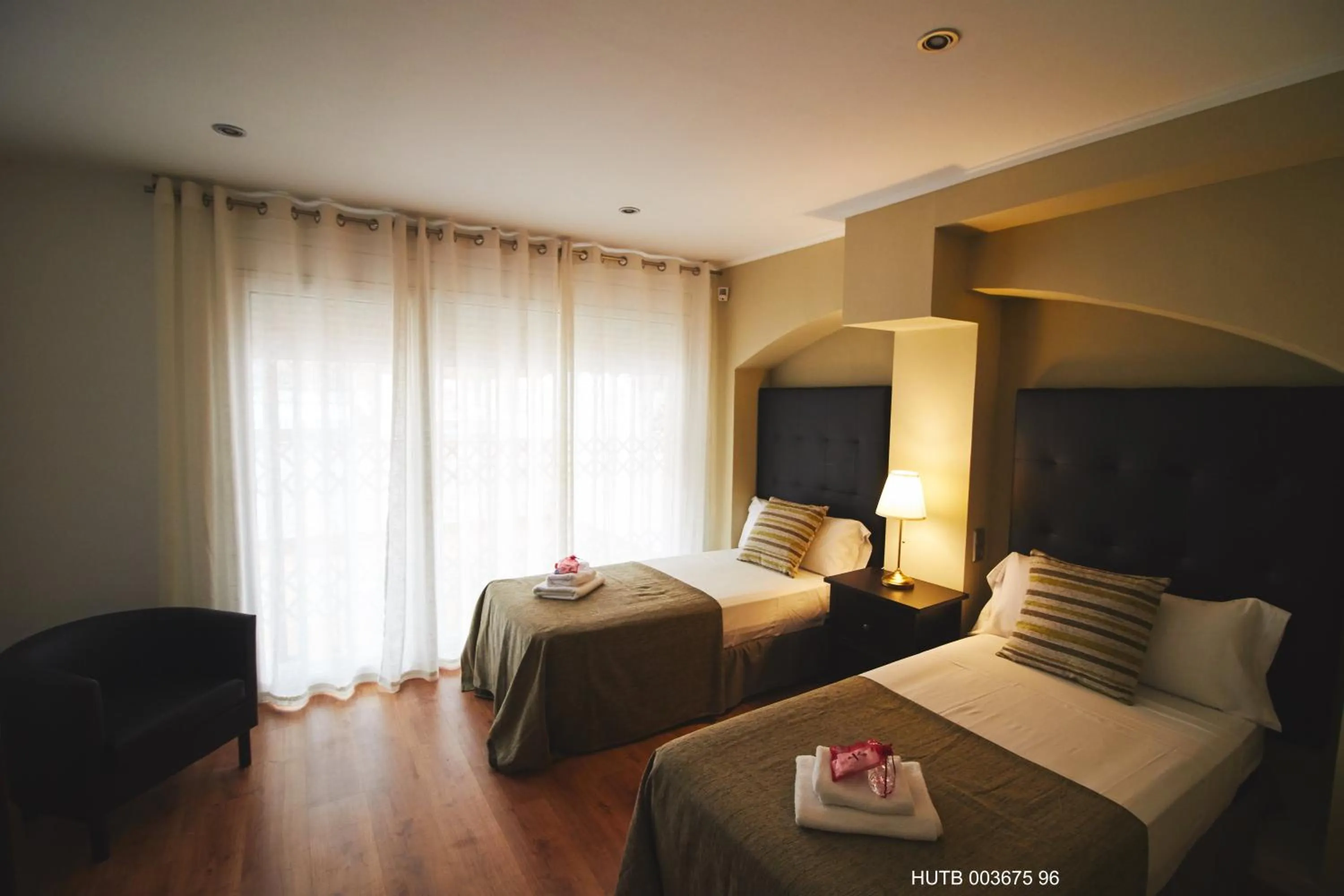 Day, Bed in Alcam Alio Cine