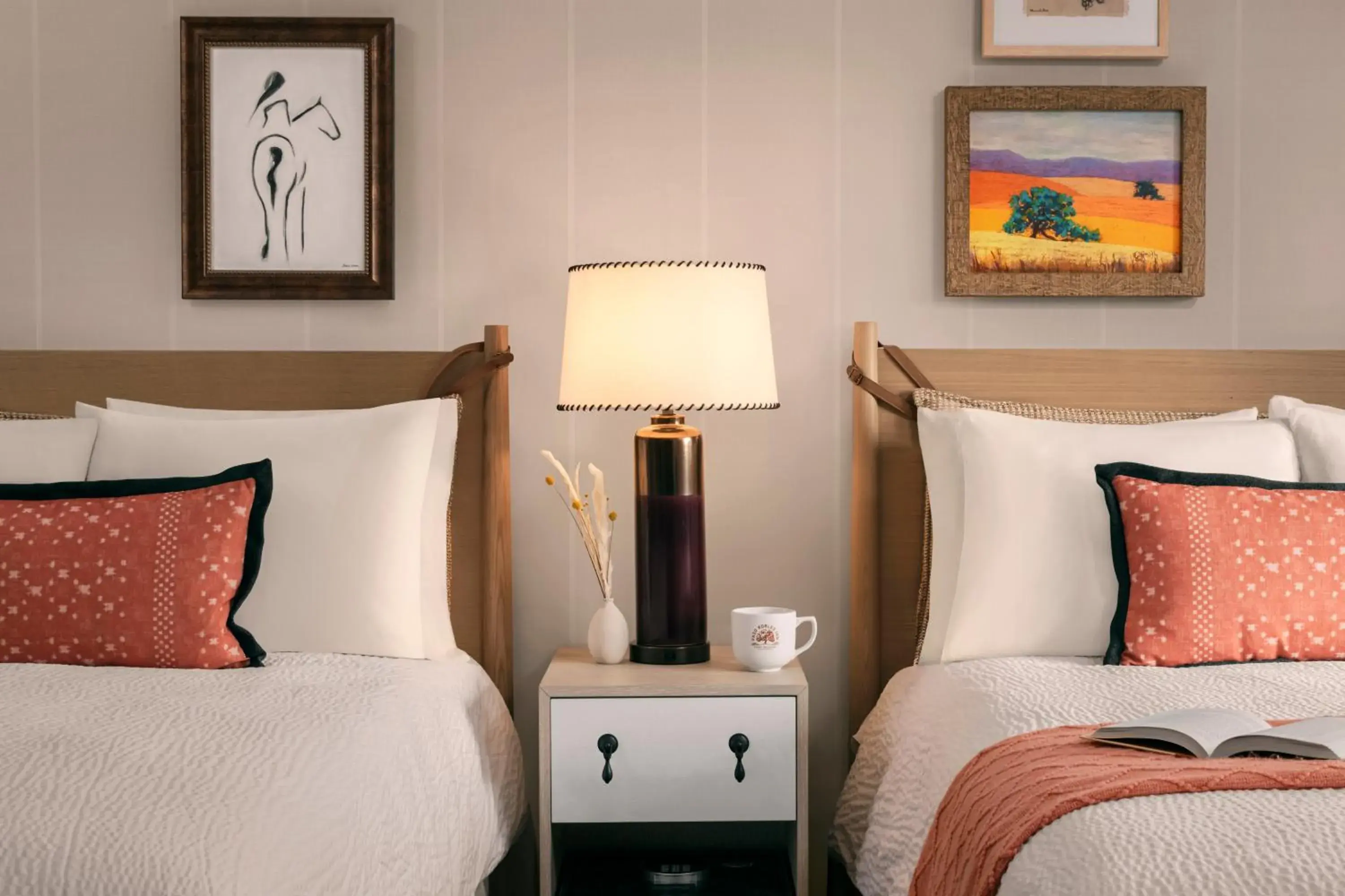 Bedroom, Bed in Paso Robles Inn Bedroom, Bed in Paso Robles Inn