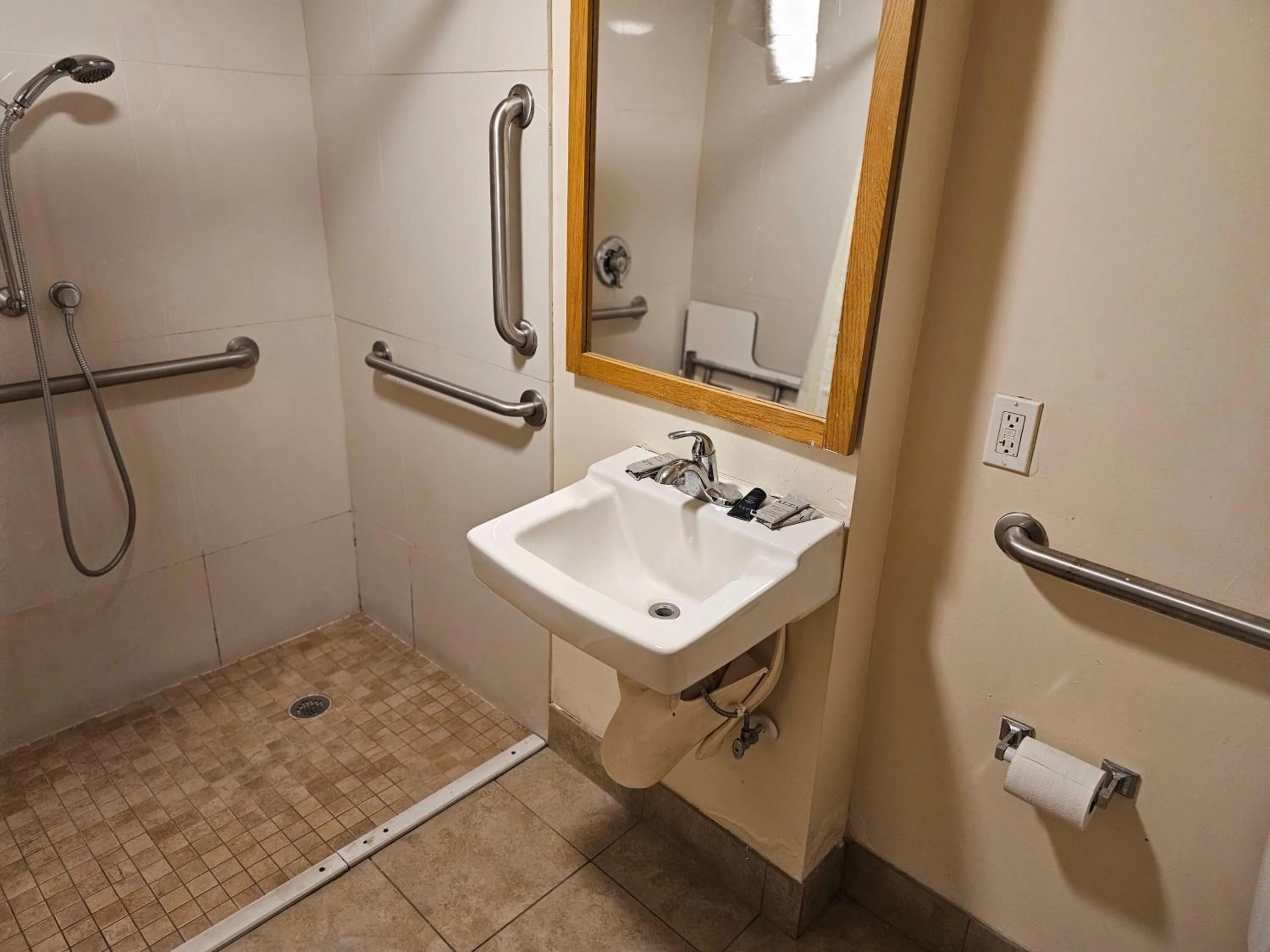 Knights Inn - Lithonia