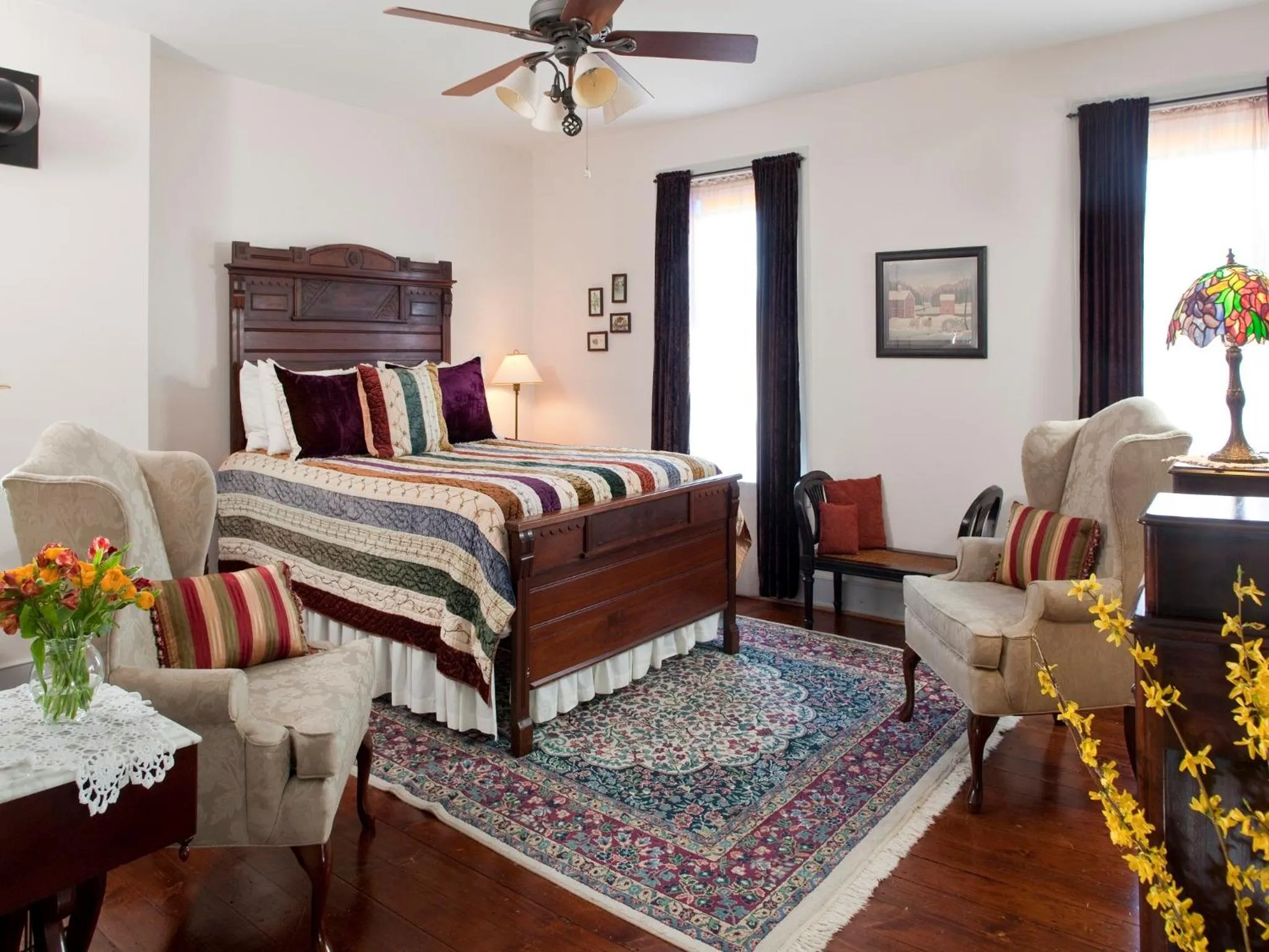 Day, Bed in Brickhouse Inn B&B