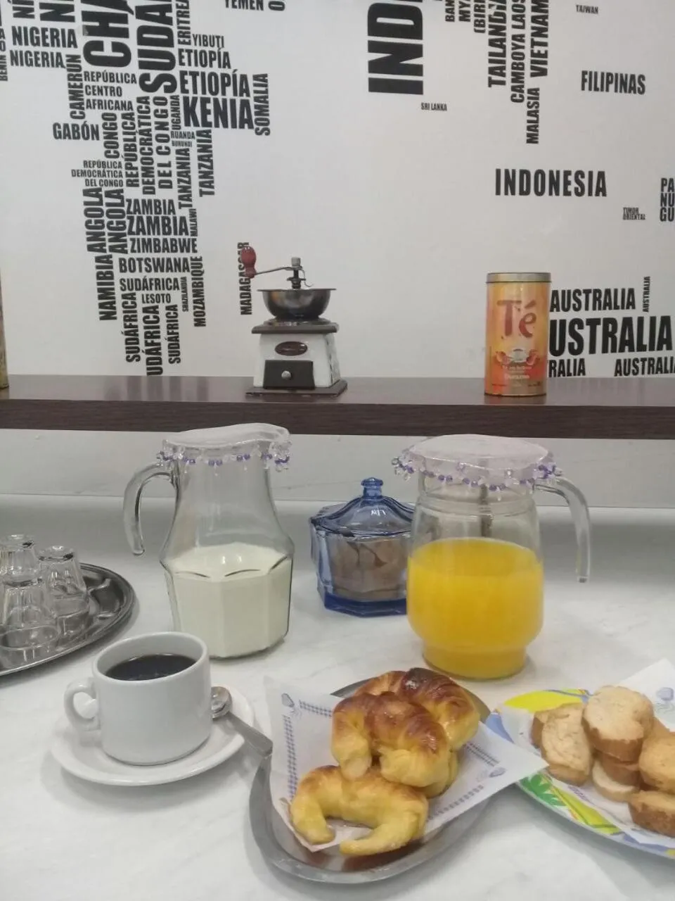 Breakfast in Hotel Atlantic