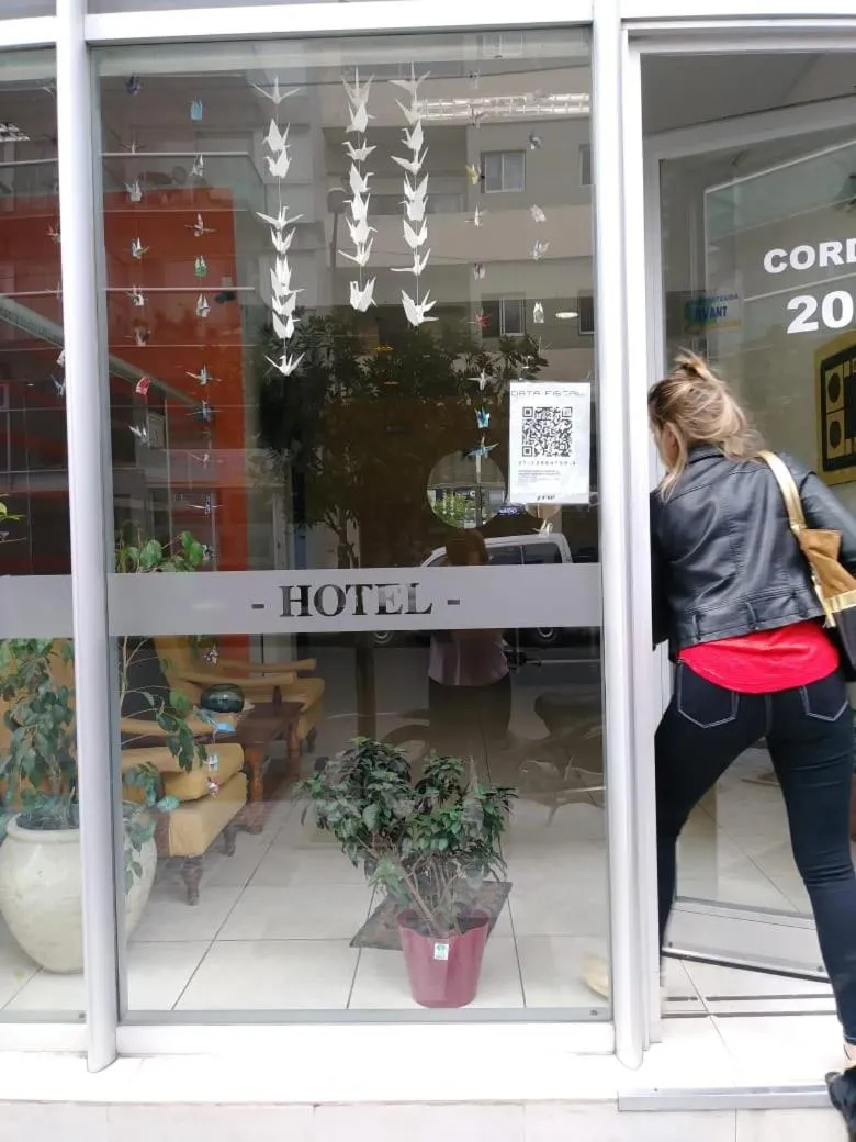 People in Hotel Atlantic